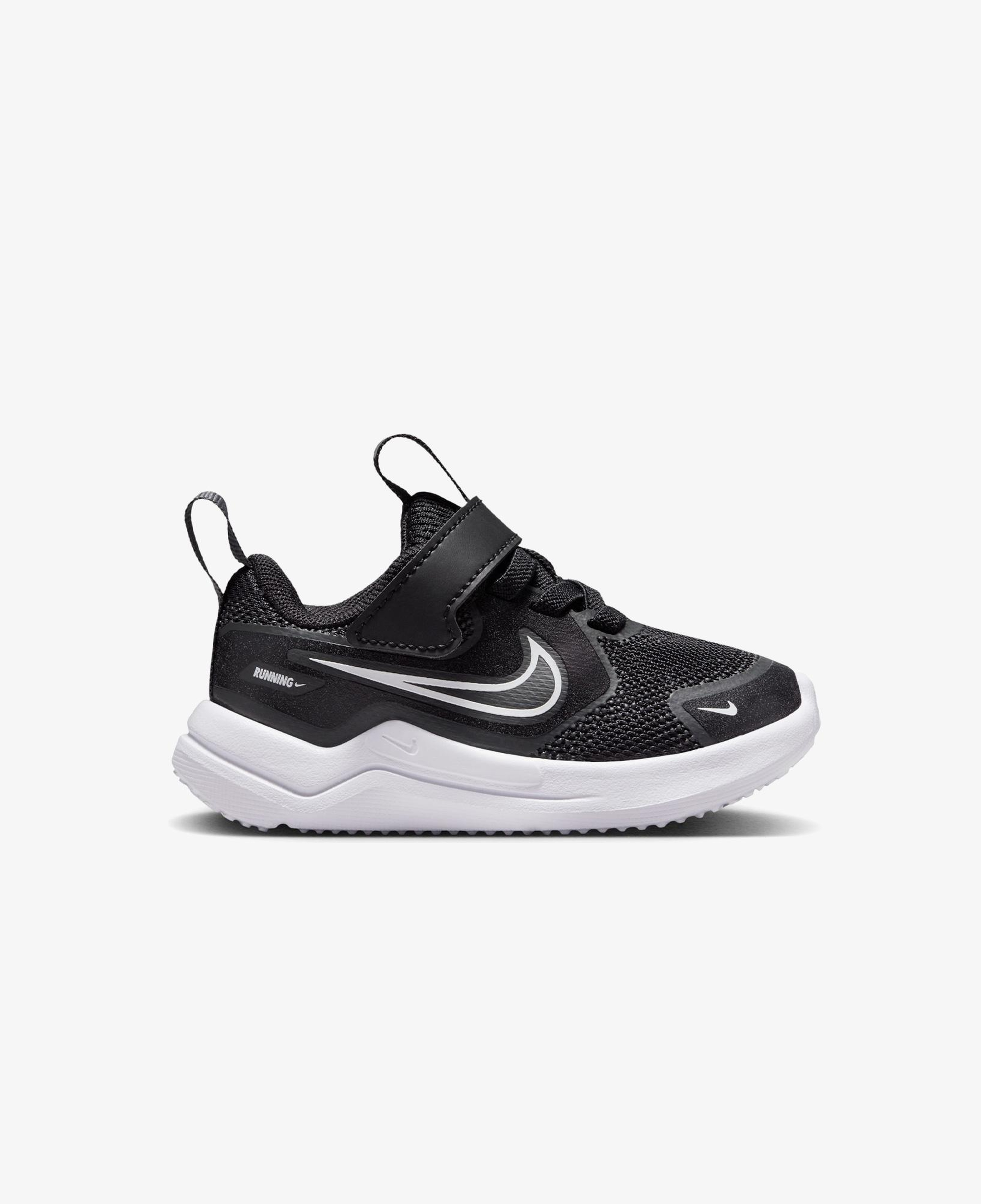 Nike Cosmic Runner Mystic Fly Çocuk Siyah Spor Ayakkabı