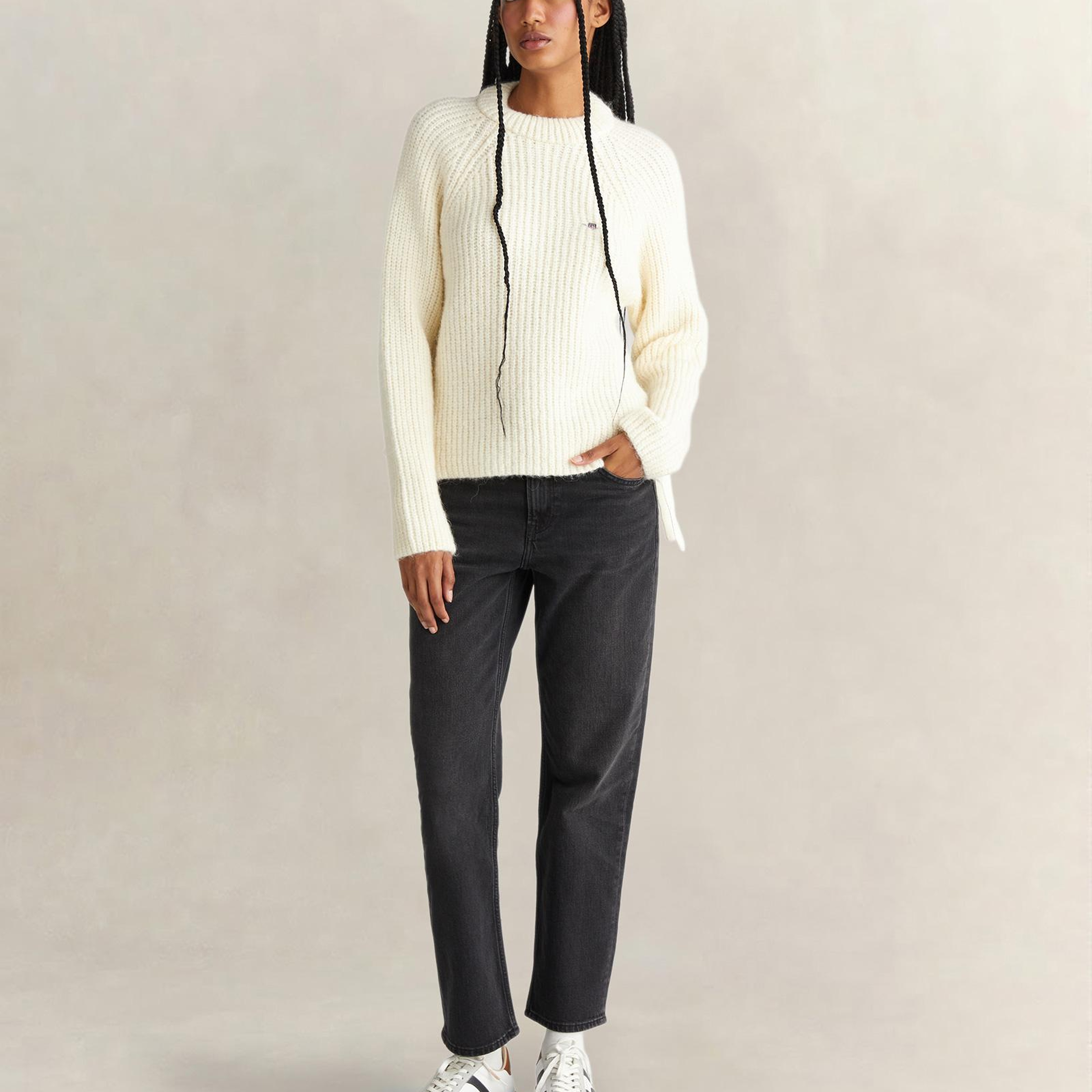GANT Kadın Krem Cropped Fit Bisiklet Yaka Triko