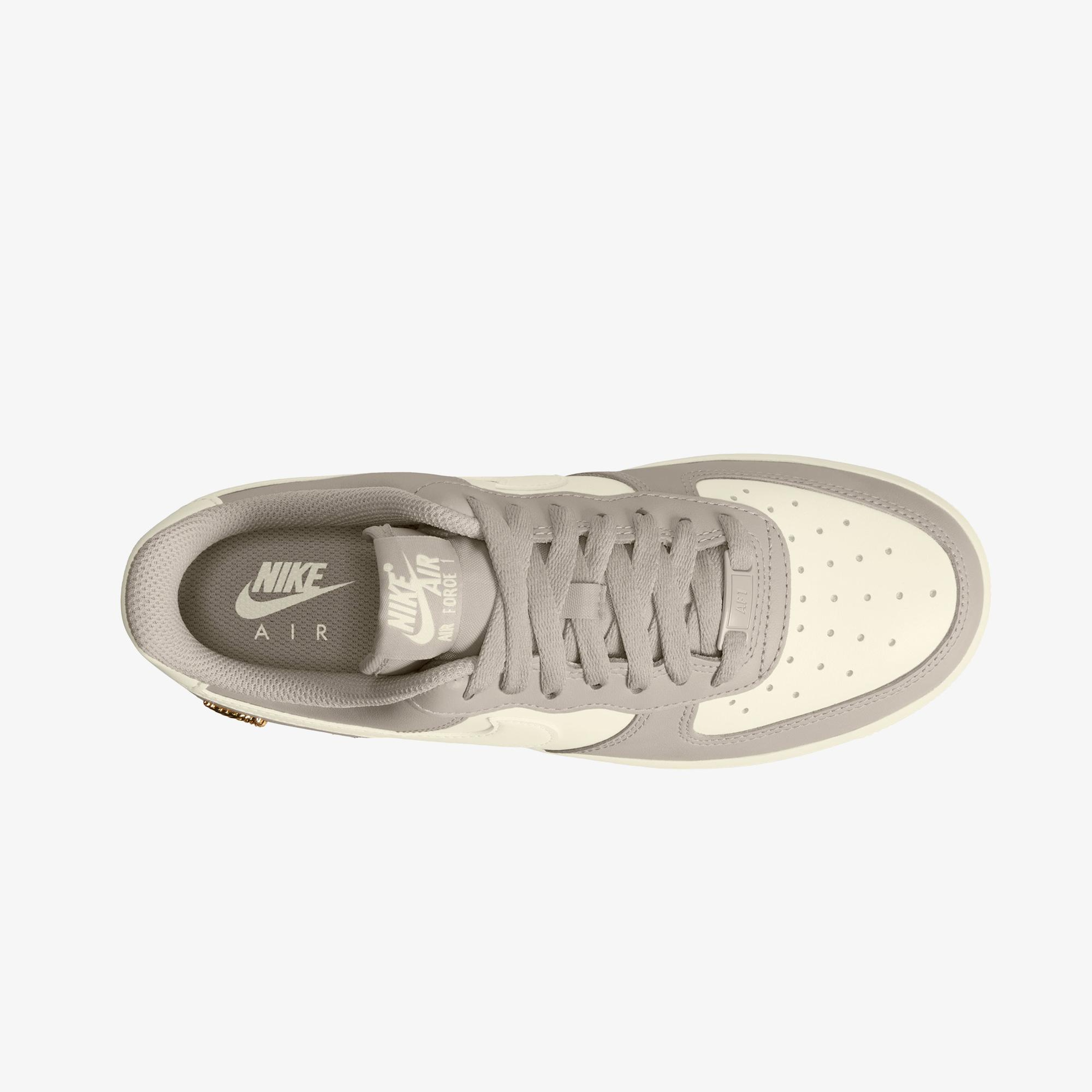 Nike Air Force 1 '07 Low Kadın Bej Spor Ayakkabı