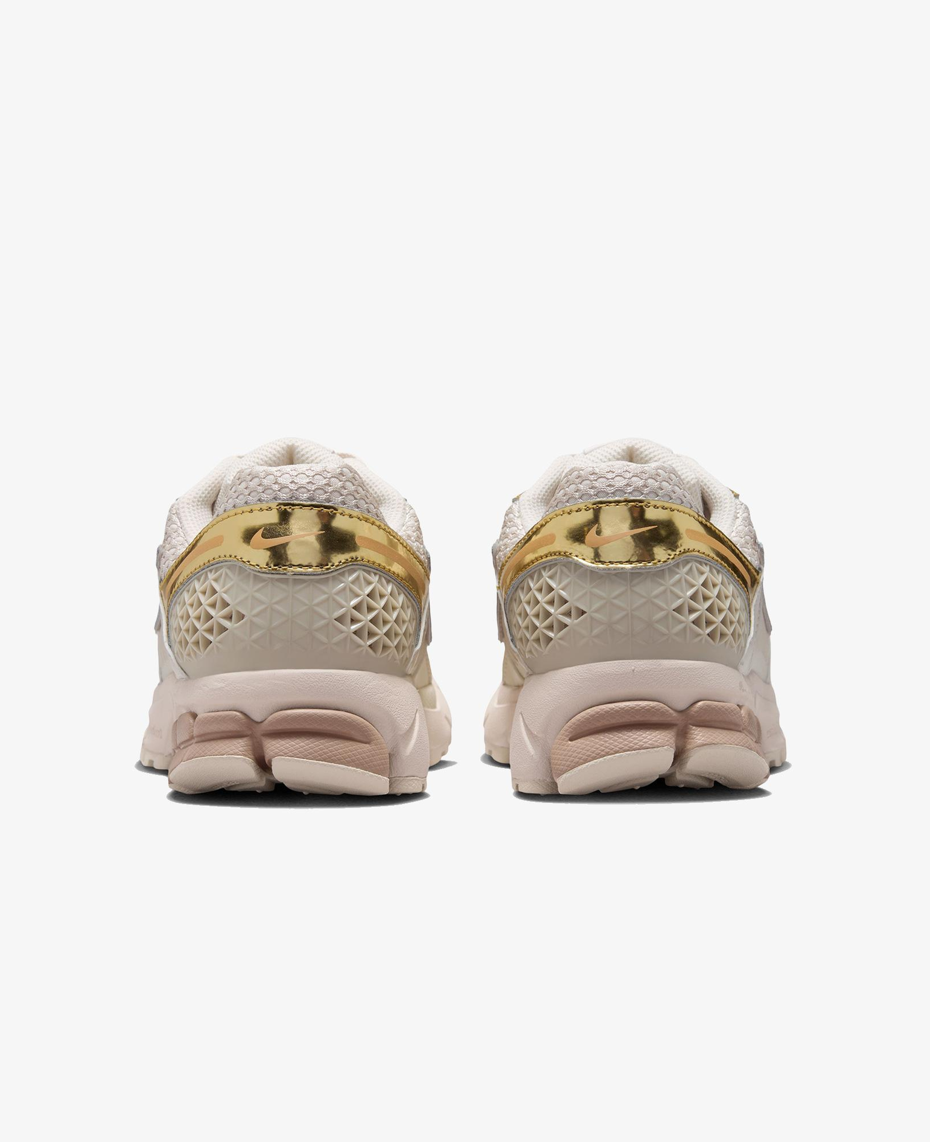 Nike Zoom Vomero 5 Kadın Bej Spor Ayakkabı