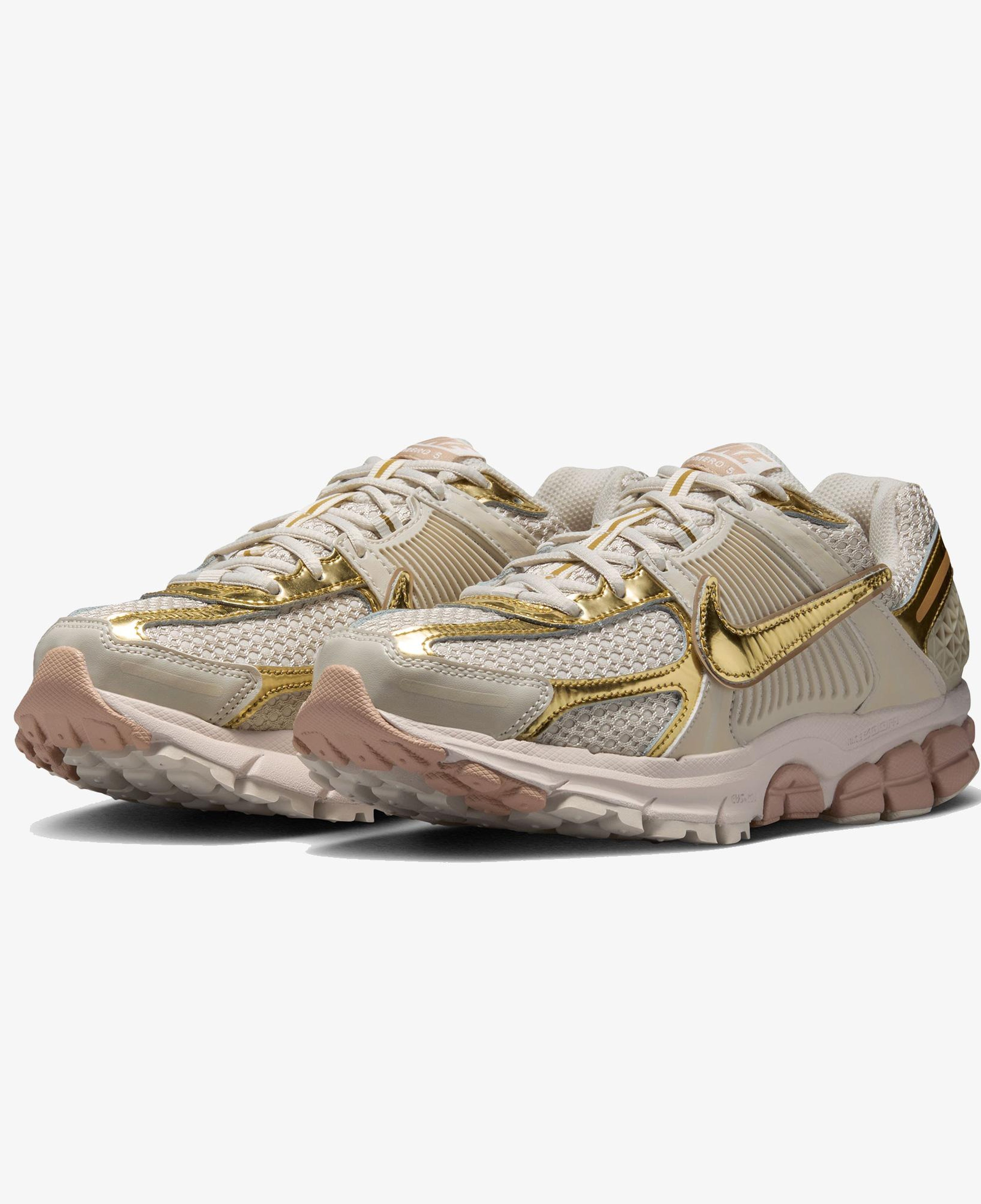 Nike Zoom Vomero 5 Kadın Bej Spor Ayakkabı