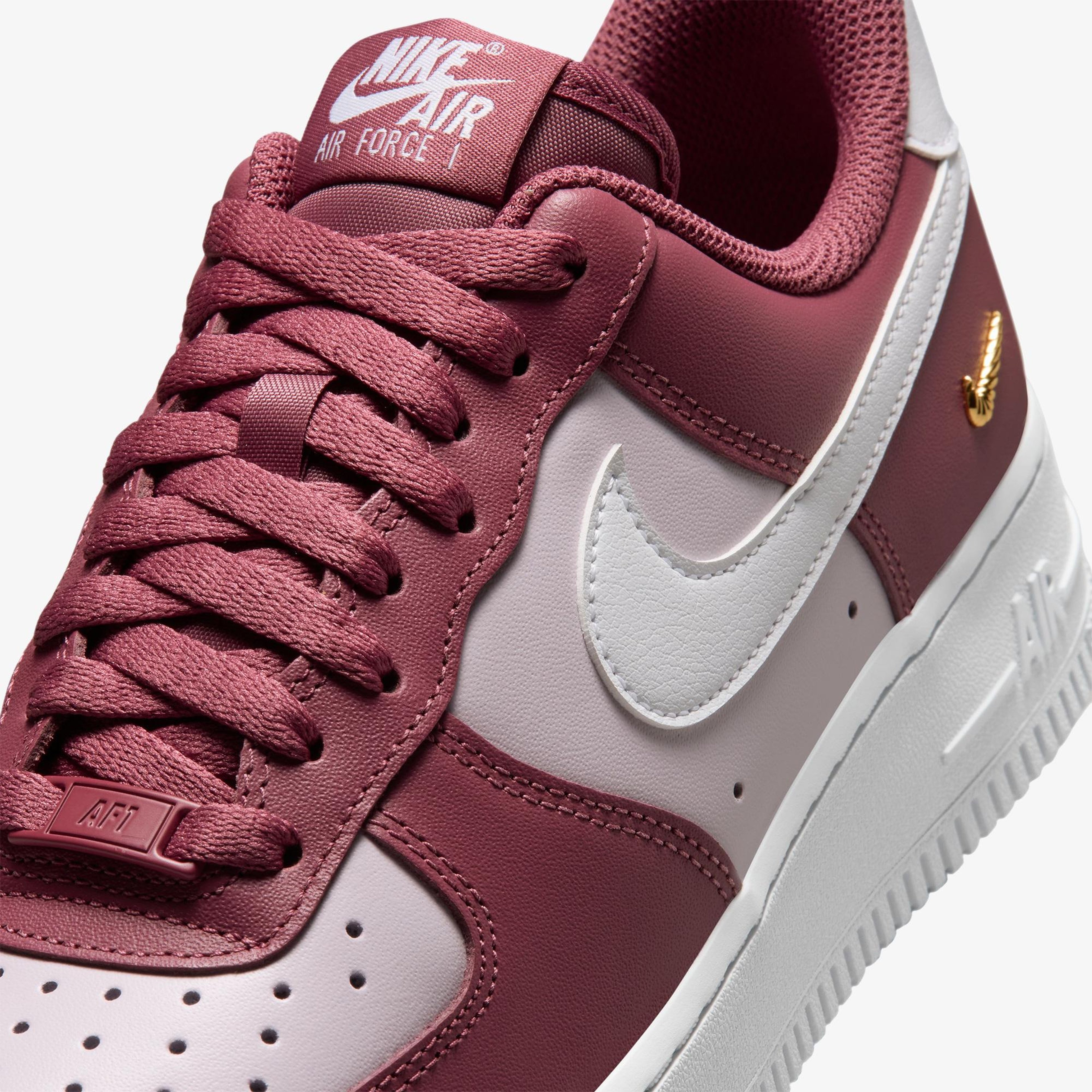 Nike Air Force 1 '07 Low Kadın Bordo Spor Ayakkabı