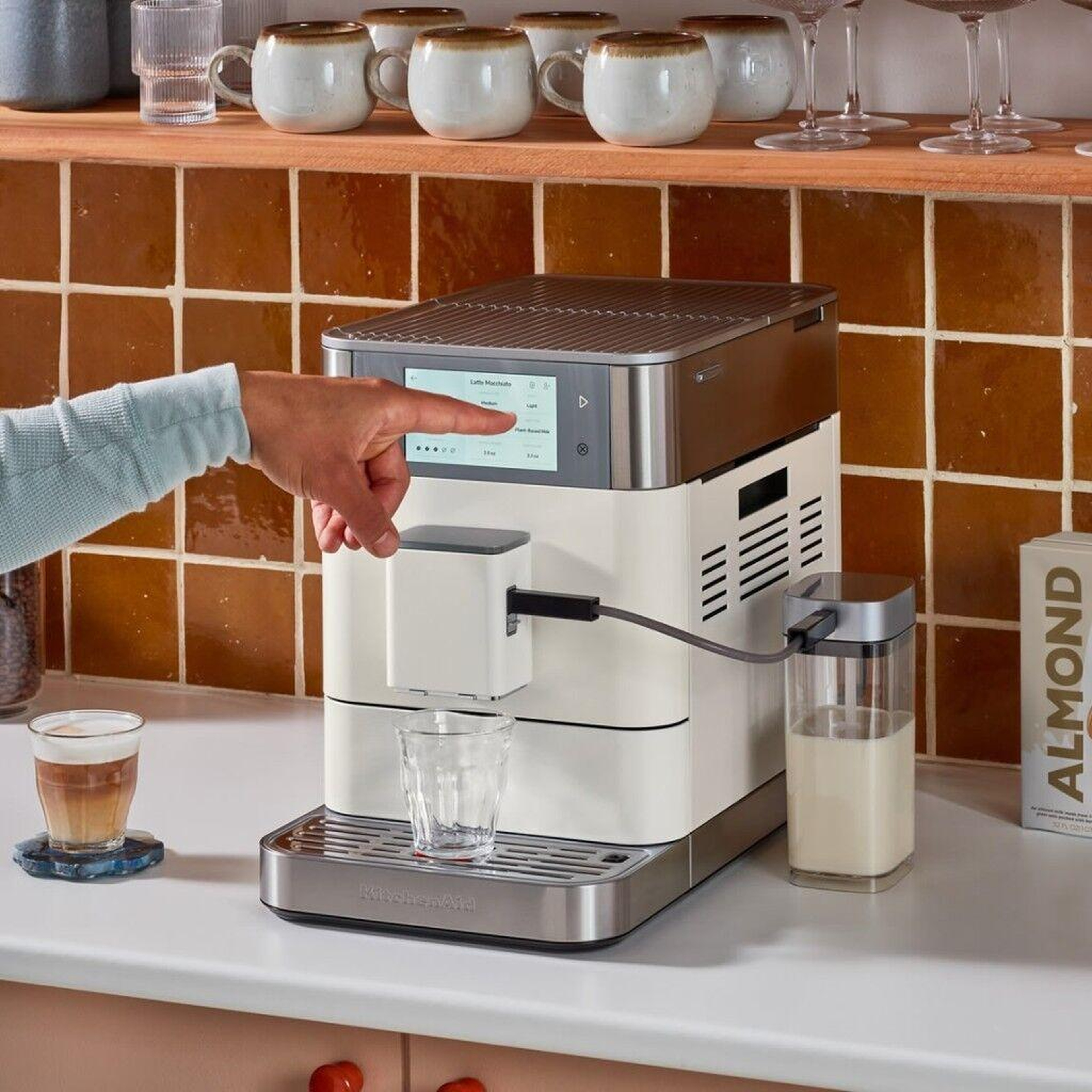 KitchenAid KF8 5KES8558EPL Tam Otomatik Espresso Makinesi – Porcelain White