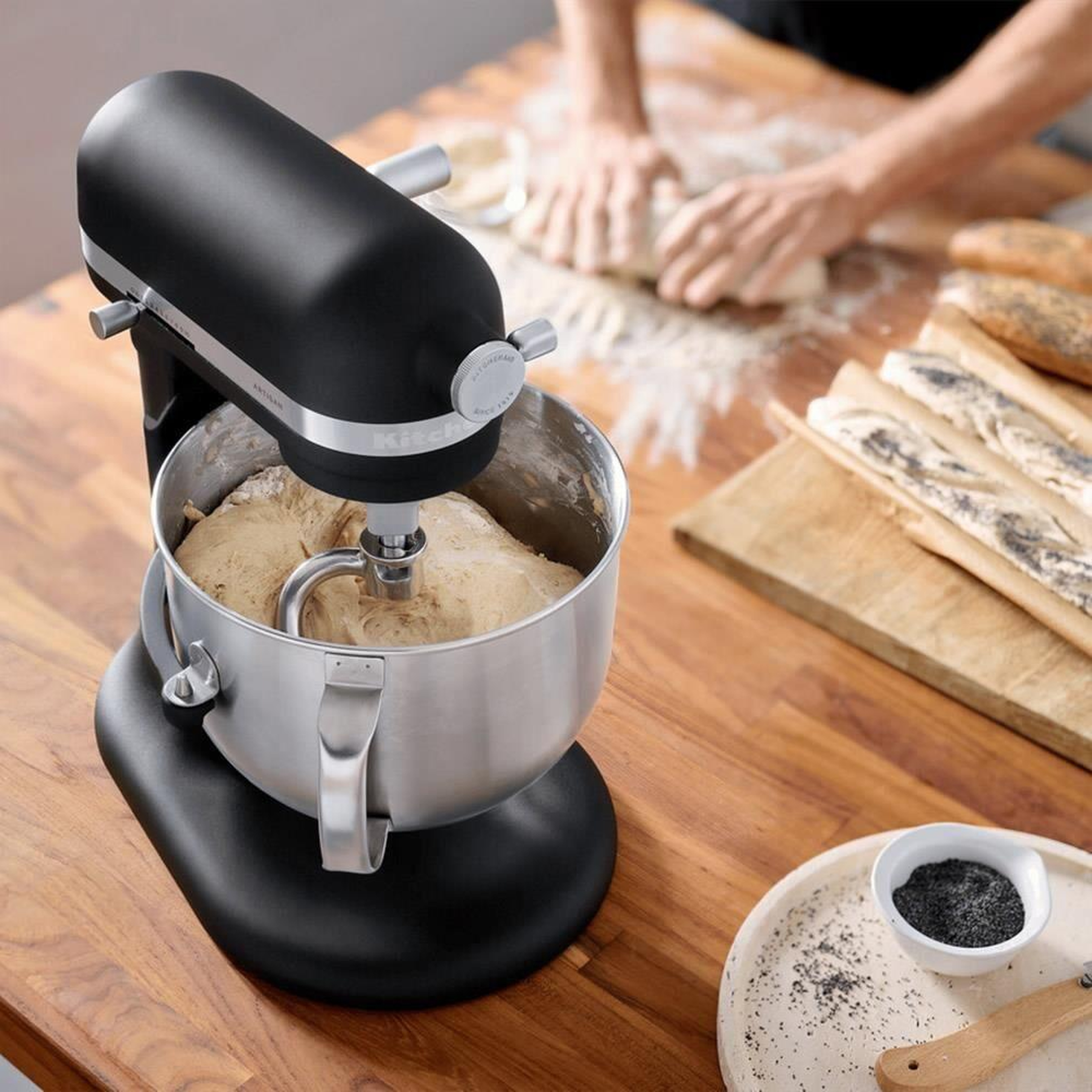KitchenAid 5KSM70SHXEBK 6,6 L Kaldırılabilir Kaseli Stand Mikser - Cast Iron Black