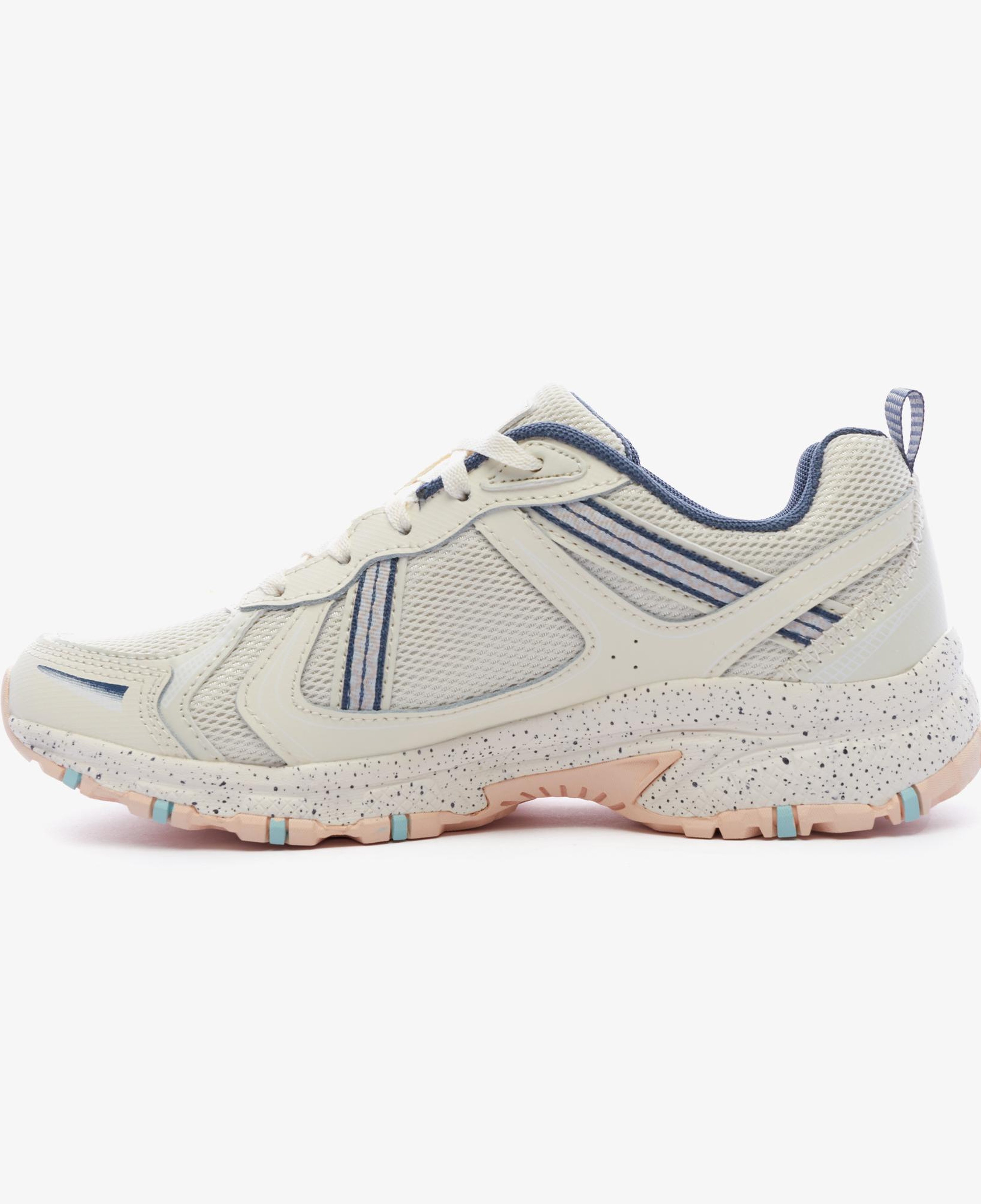 Skechers Hillcrest - Vast Adventure Kadın Krem Outdoor Ayakkabı
