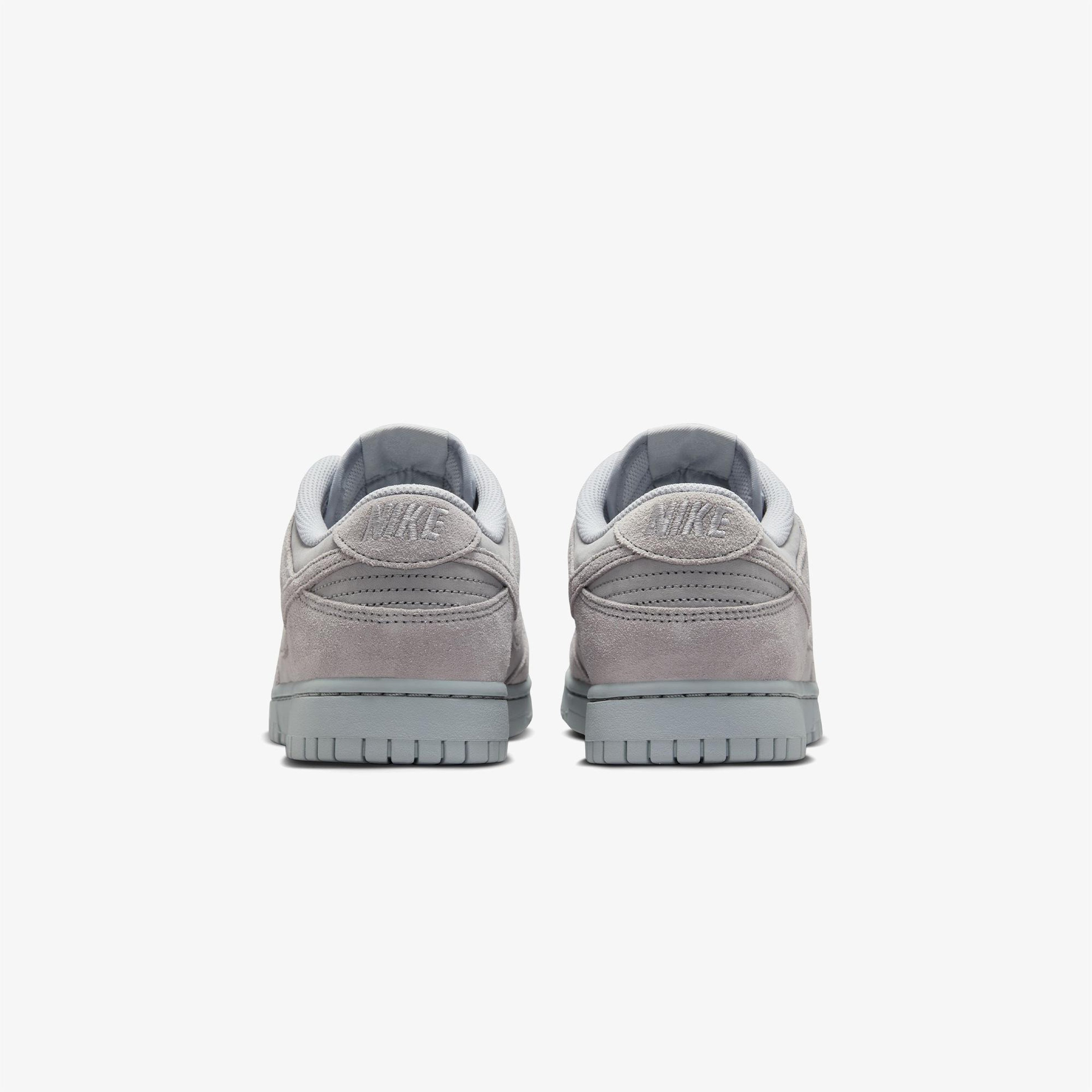 Nike Dunk Low Retro SE Erkek Gri Spor Ayakkabı