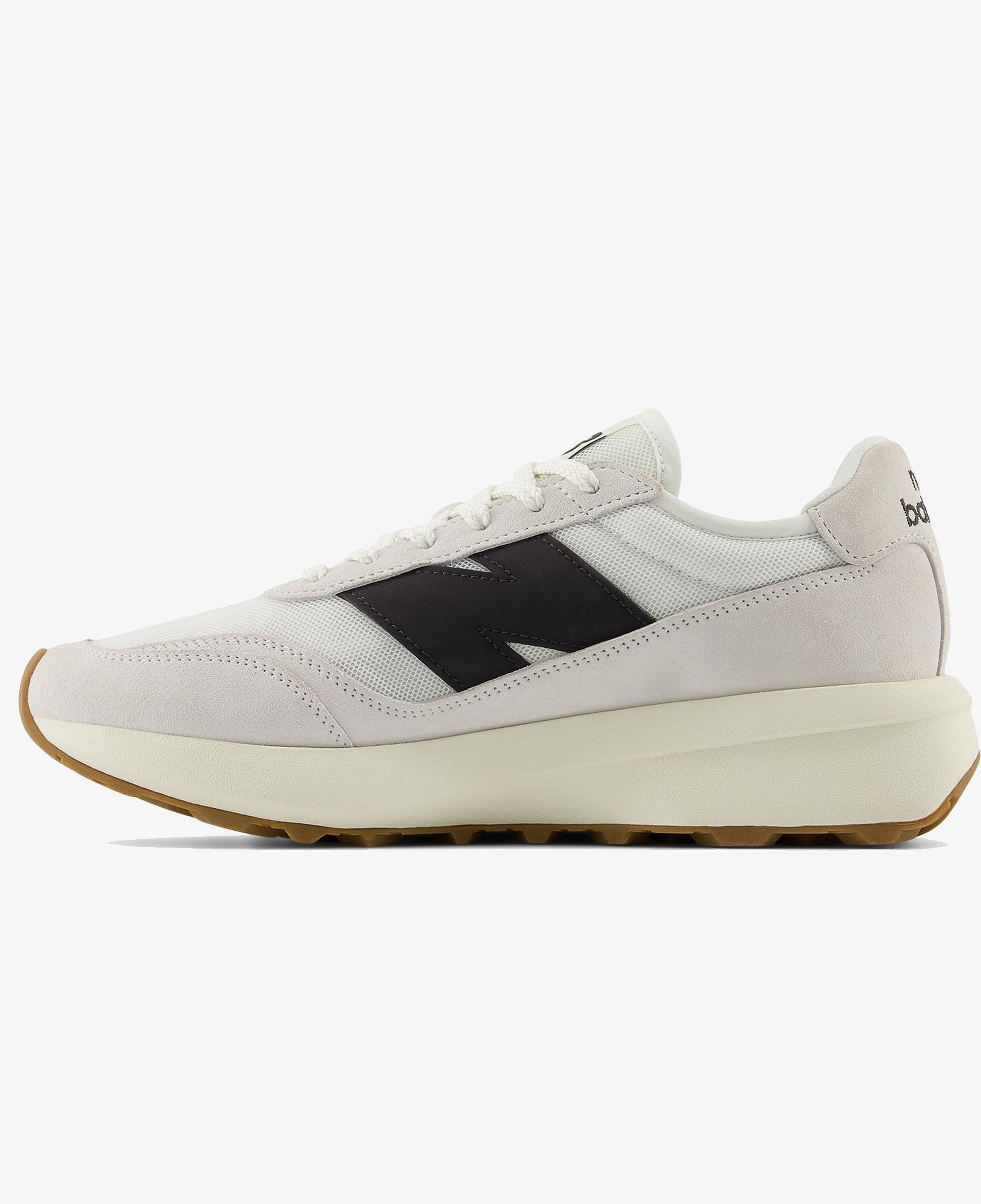 New Balance 370 Lifestyle   Kadın Beyaz Spor Ayakkabı