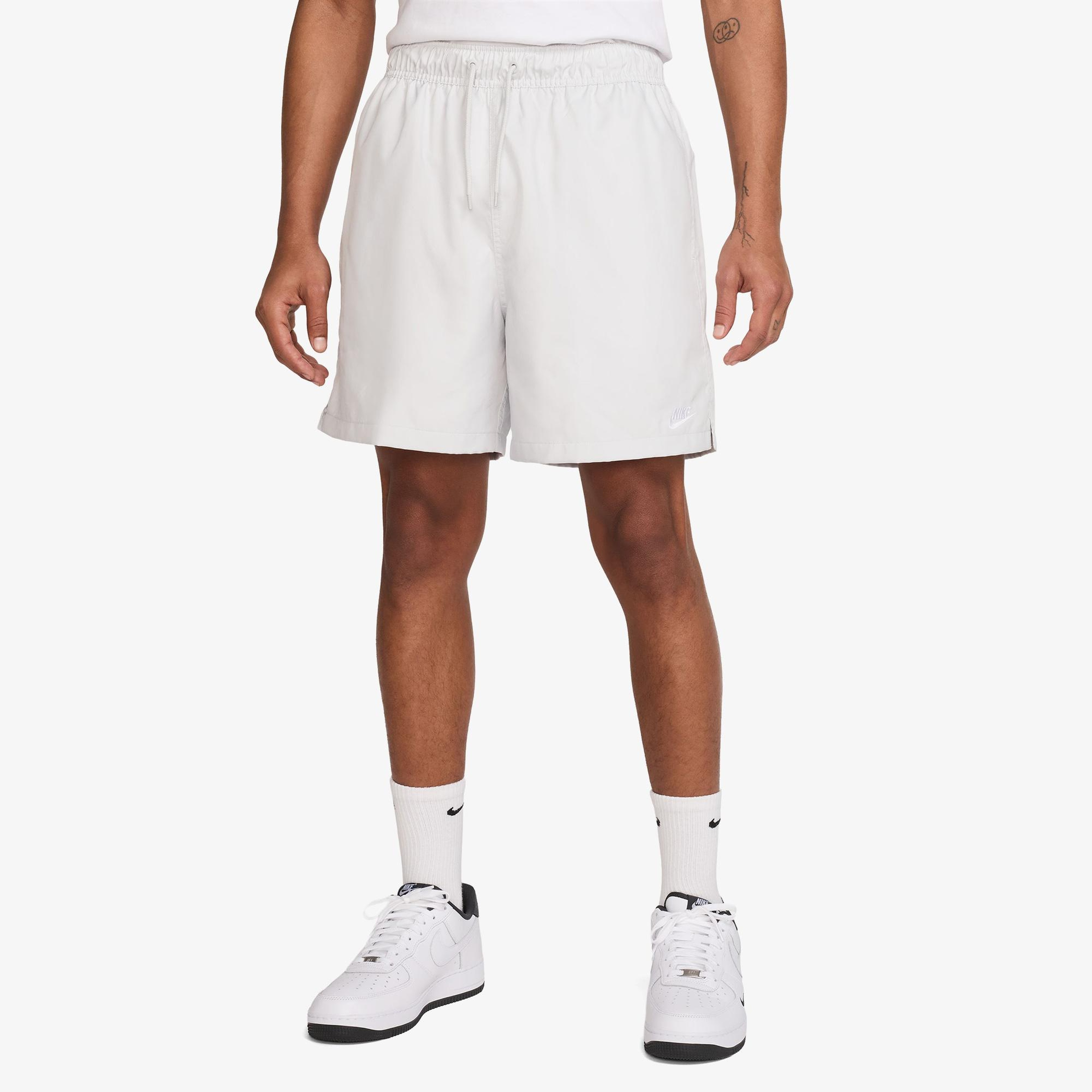 Nike Club Flow Erkek Beyaz Şort