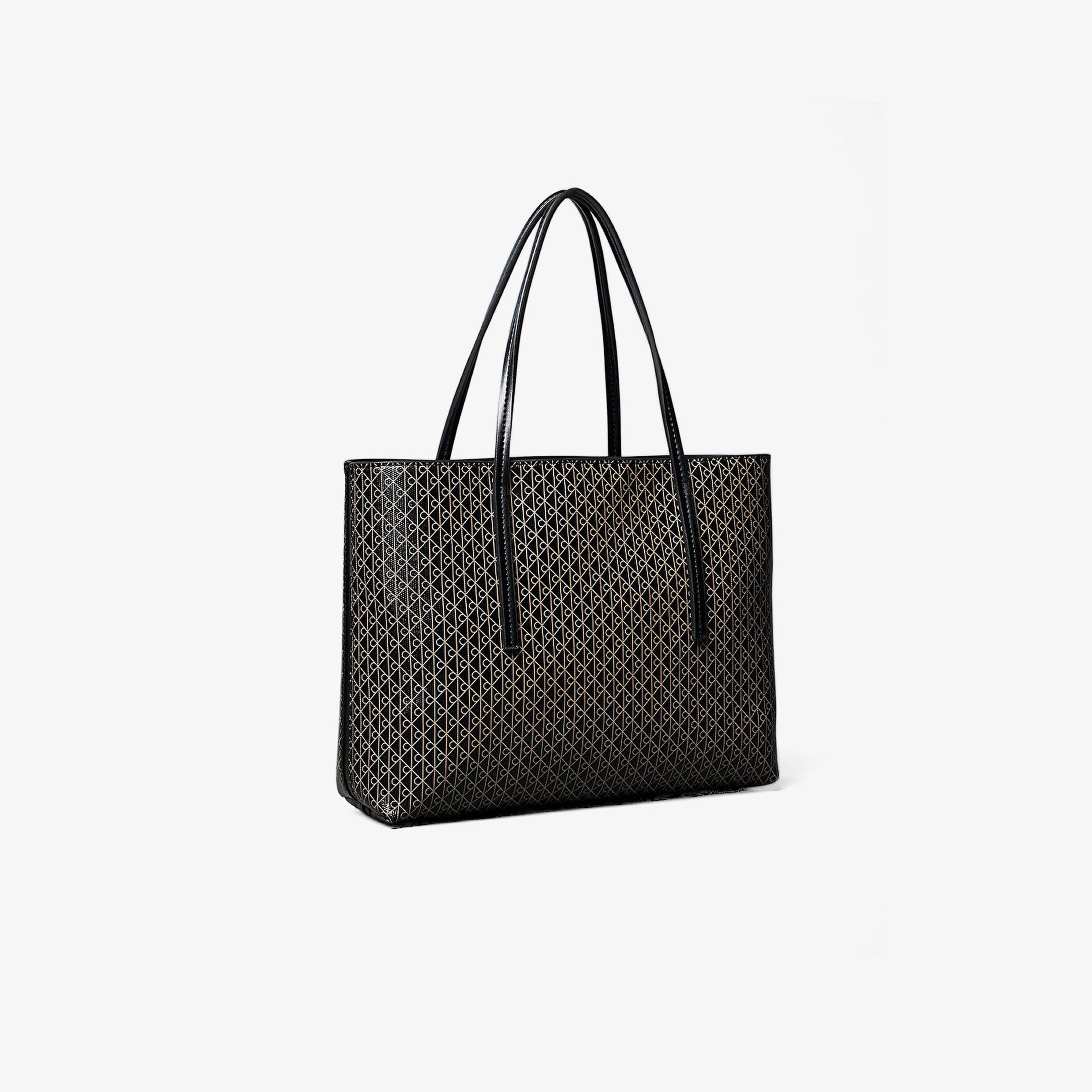 Calvin Klein Emblem Pouch Kadın Siyah Tote El Çantası