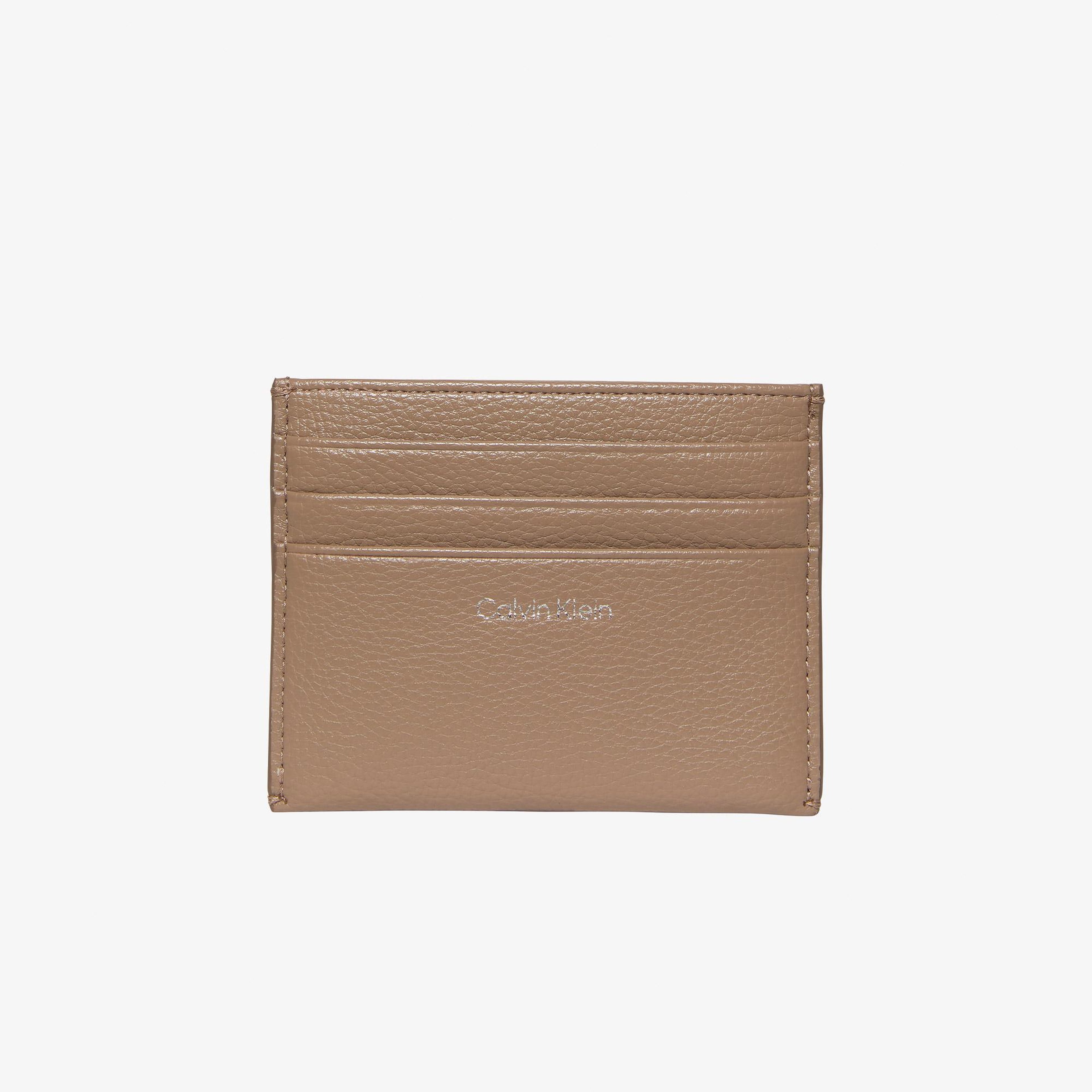Calvin Klein Emblem Pebble Kadın Kahverengi Kartlık