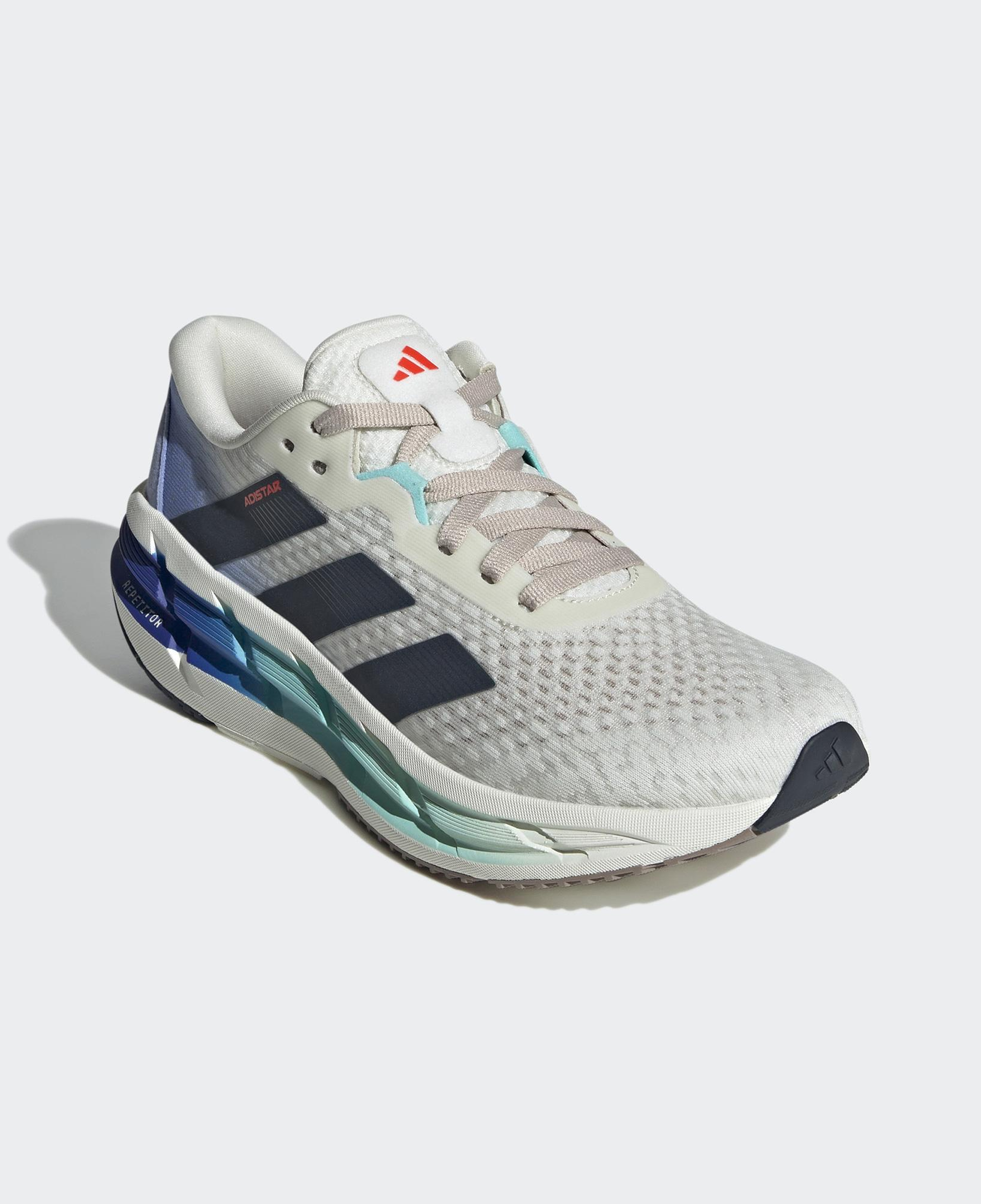 adidas Adistar 3 Kadın Beyaz Koşu Ayakkabısı