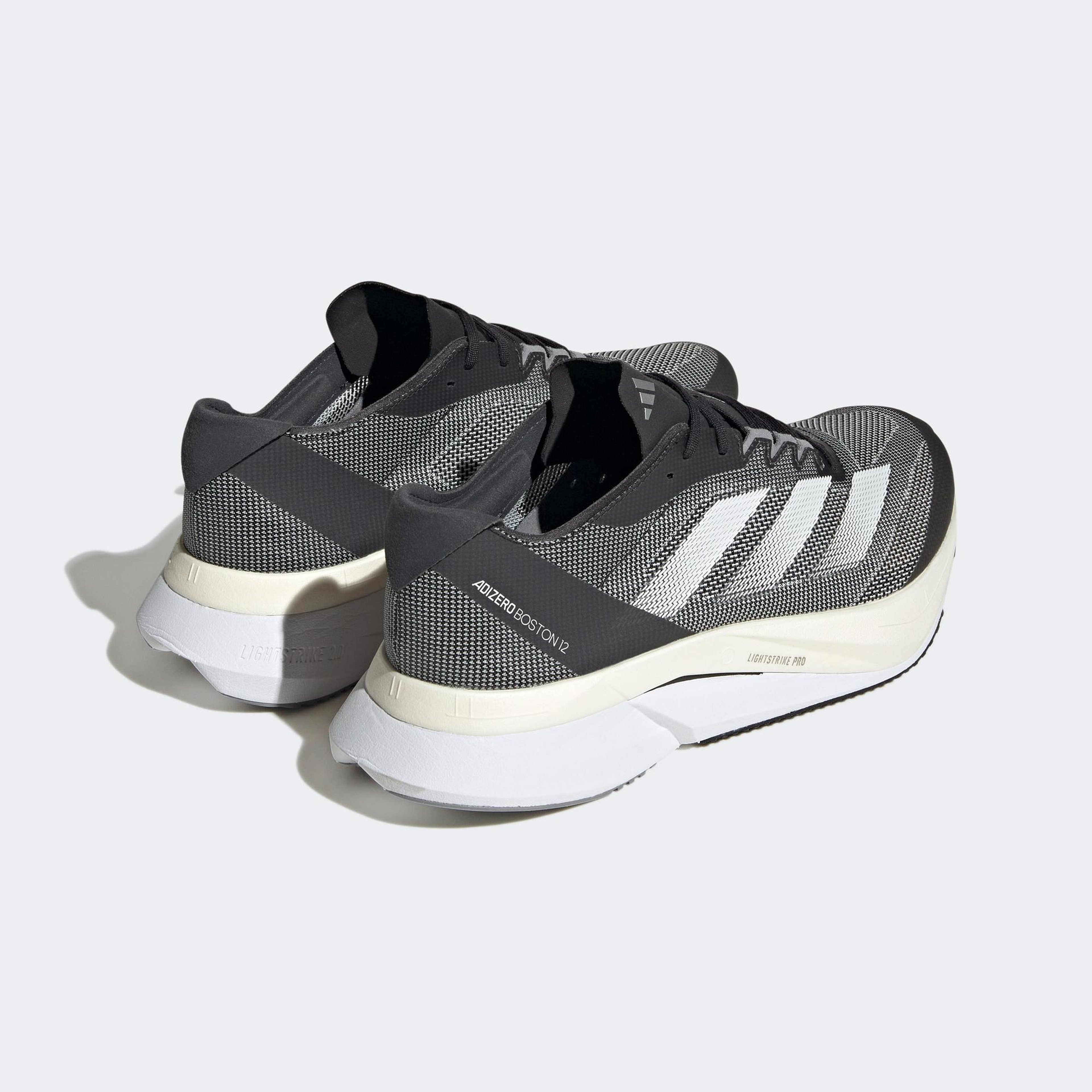 adidas Adizero Boston 12 Erkek Gri Koşu Ayakkabısı