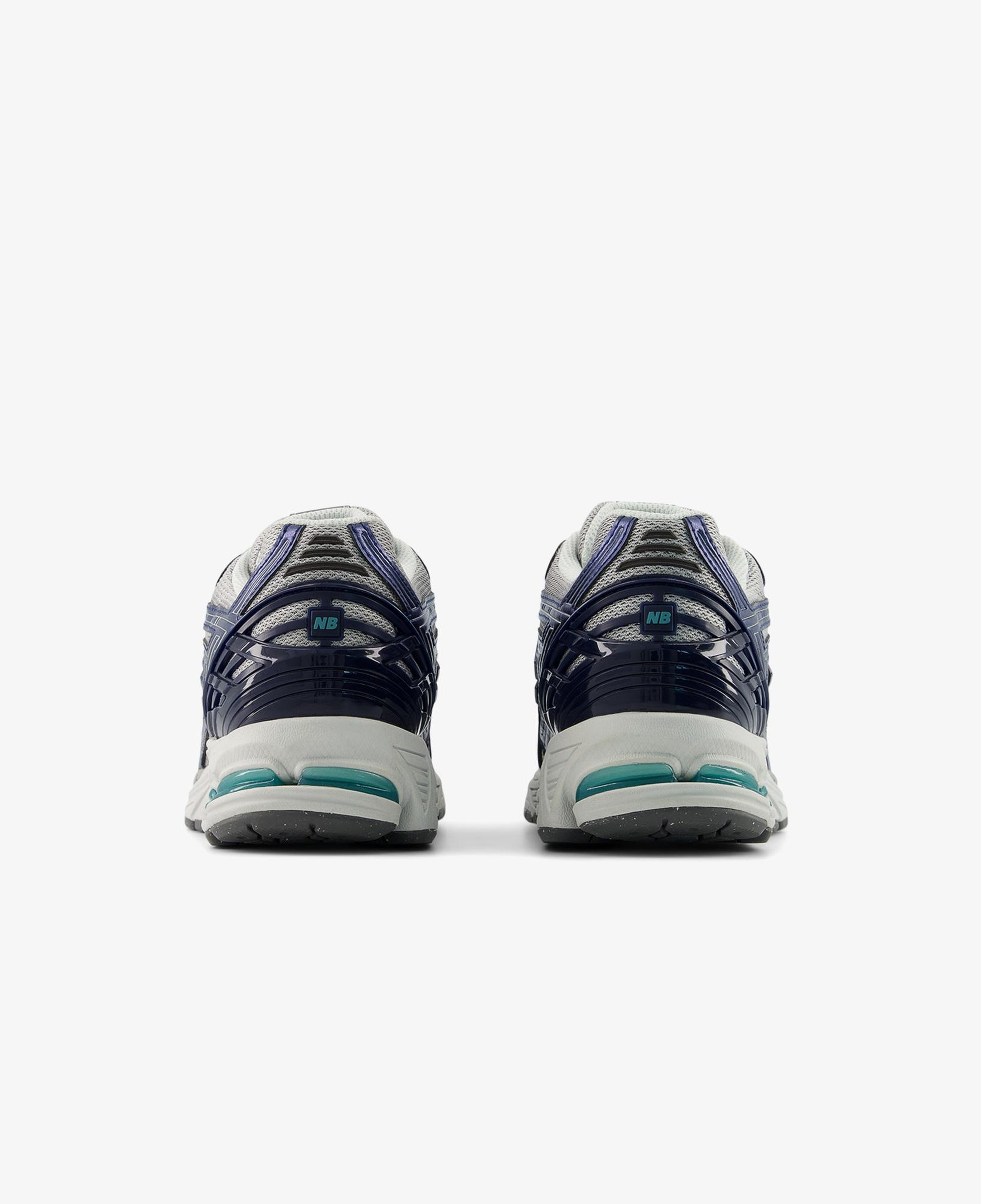 New Balance 1906 Lifestyle Kadın Gri Spor Ayakkabı