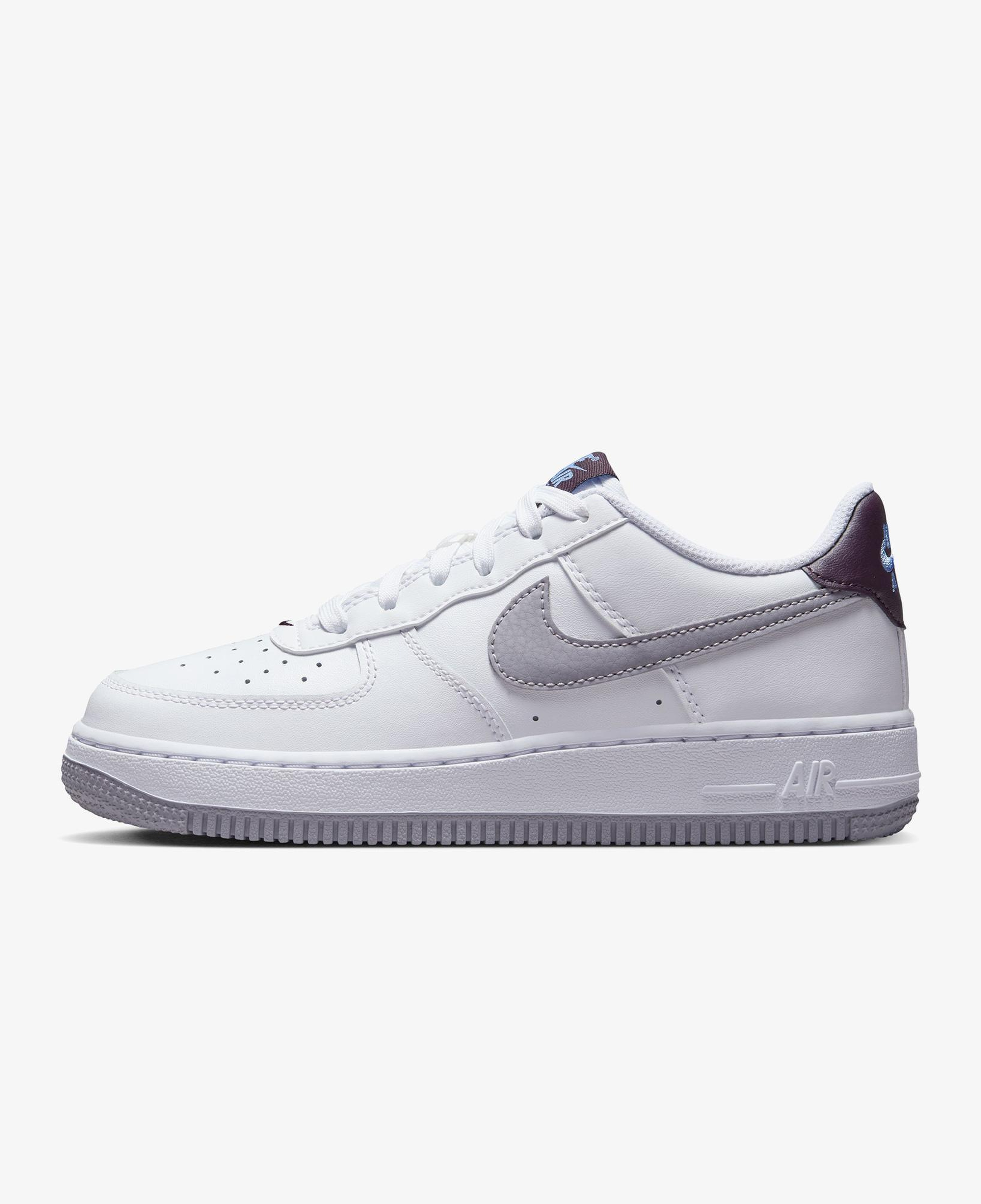 Nike Air Force 1 Genç Beyaz Spor Ayakkabı