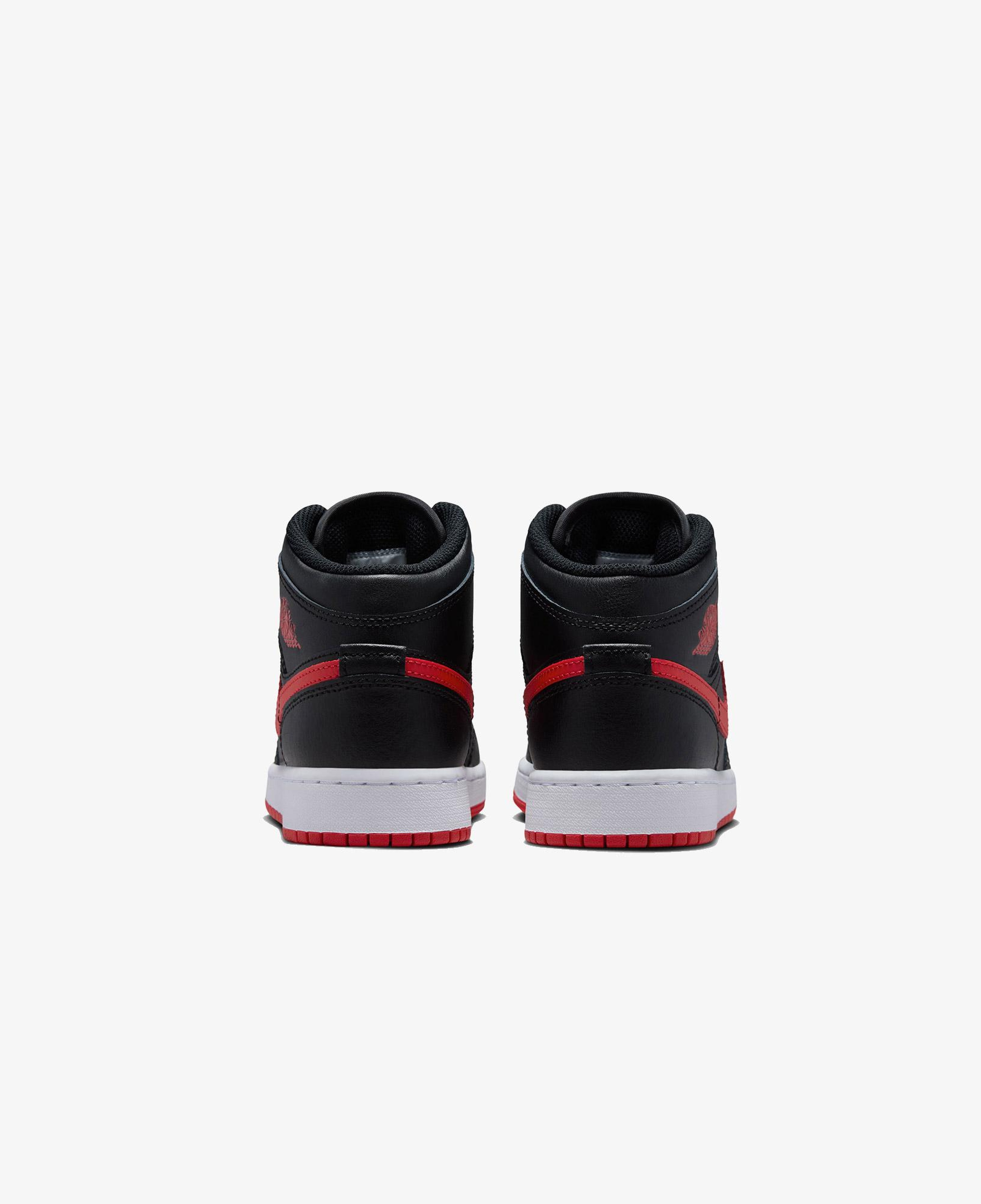 Jordan Air 1 Mid Siyah Spor Ayakkabı