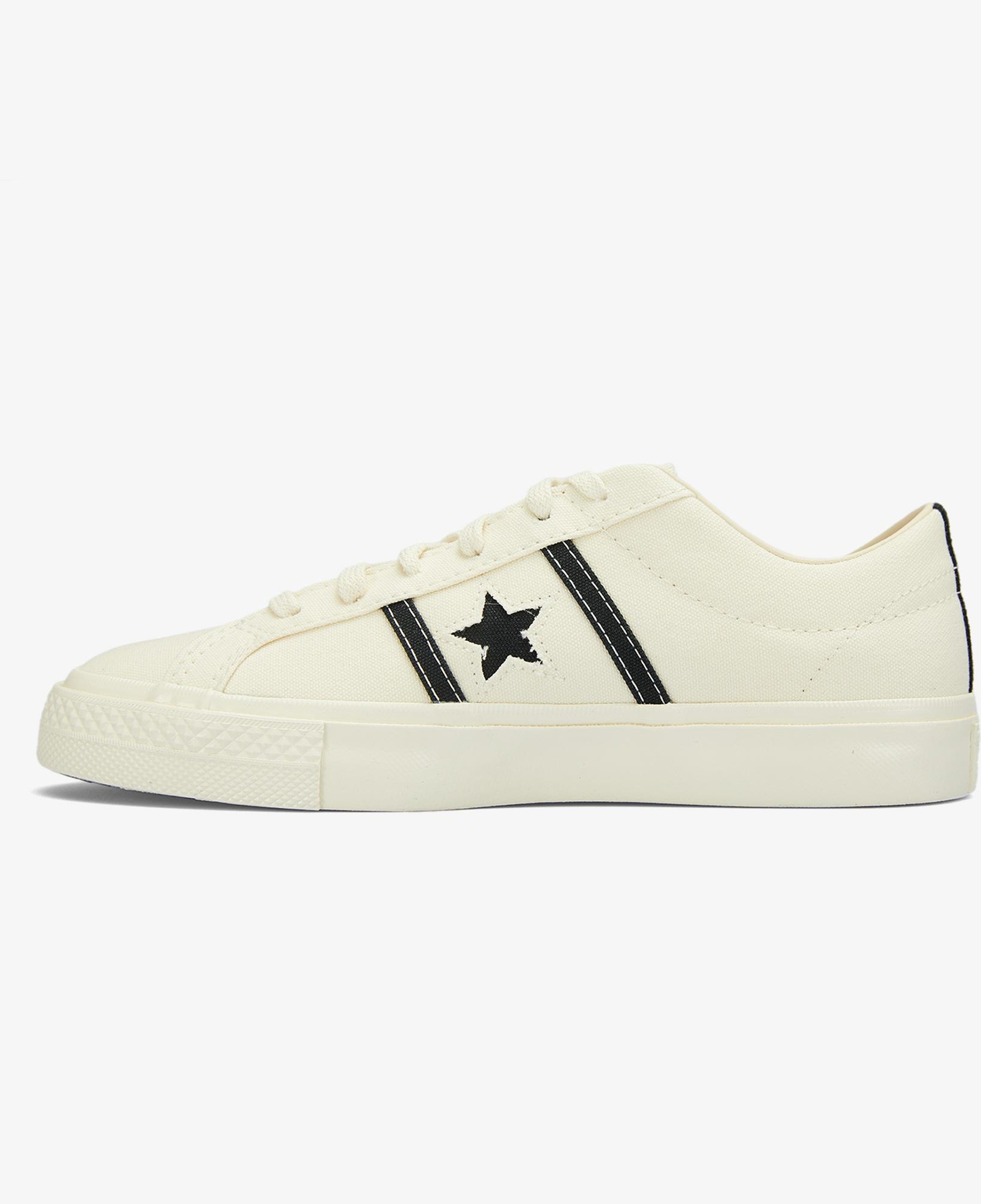 Converse X Comme Des Garçons Play One Star Academy Pro Unisex Krem Sneaker