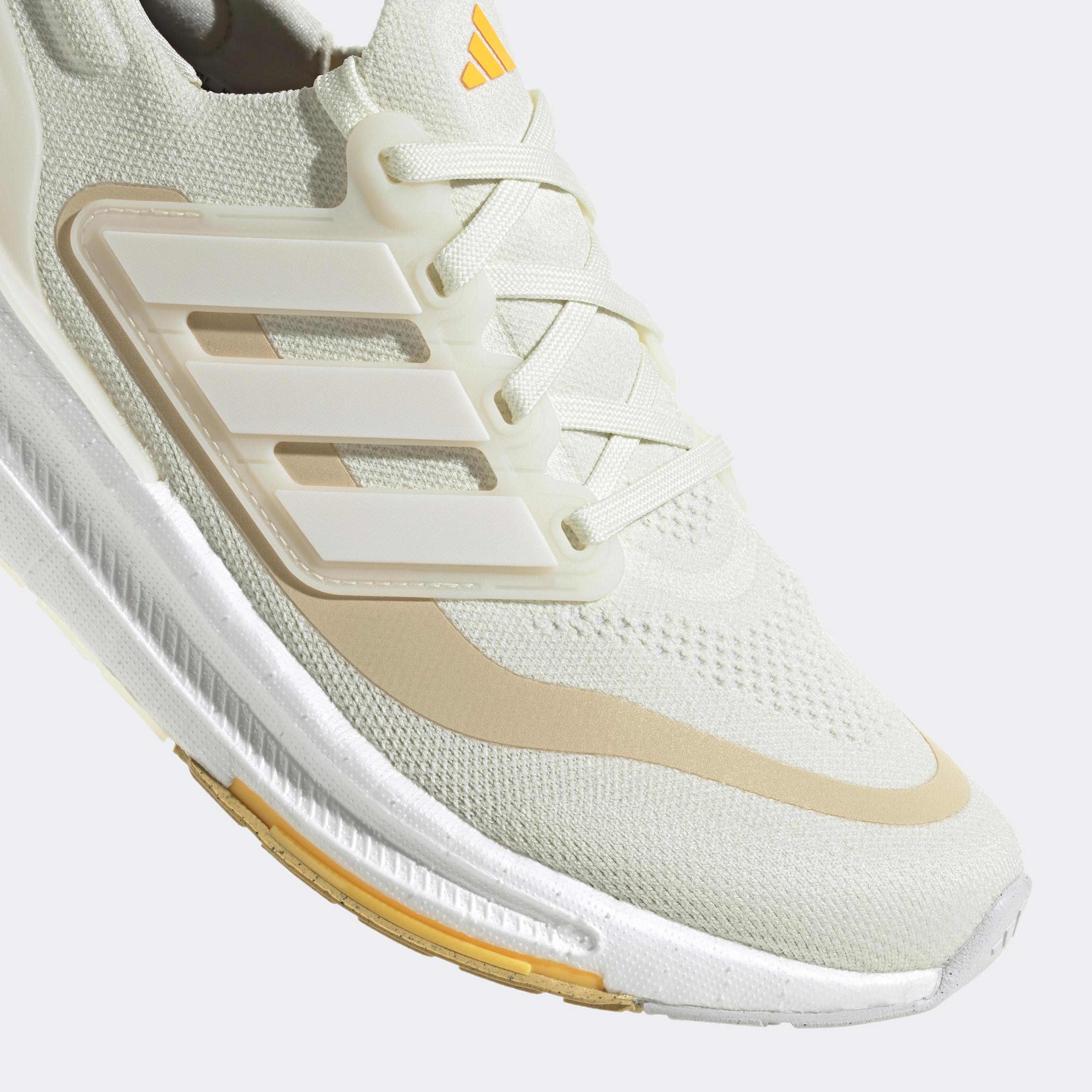 adidas Ultraboost Light Kadın Beyaz Koşu Ayakkabısı