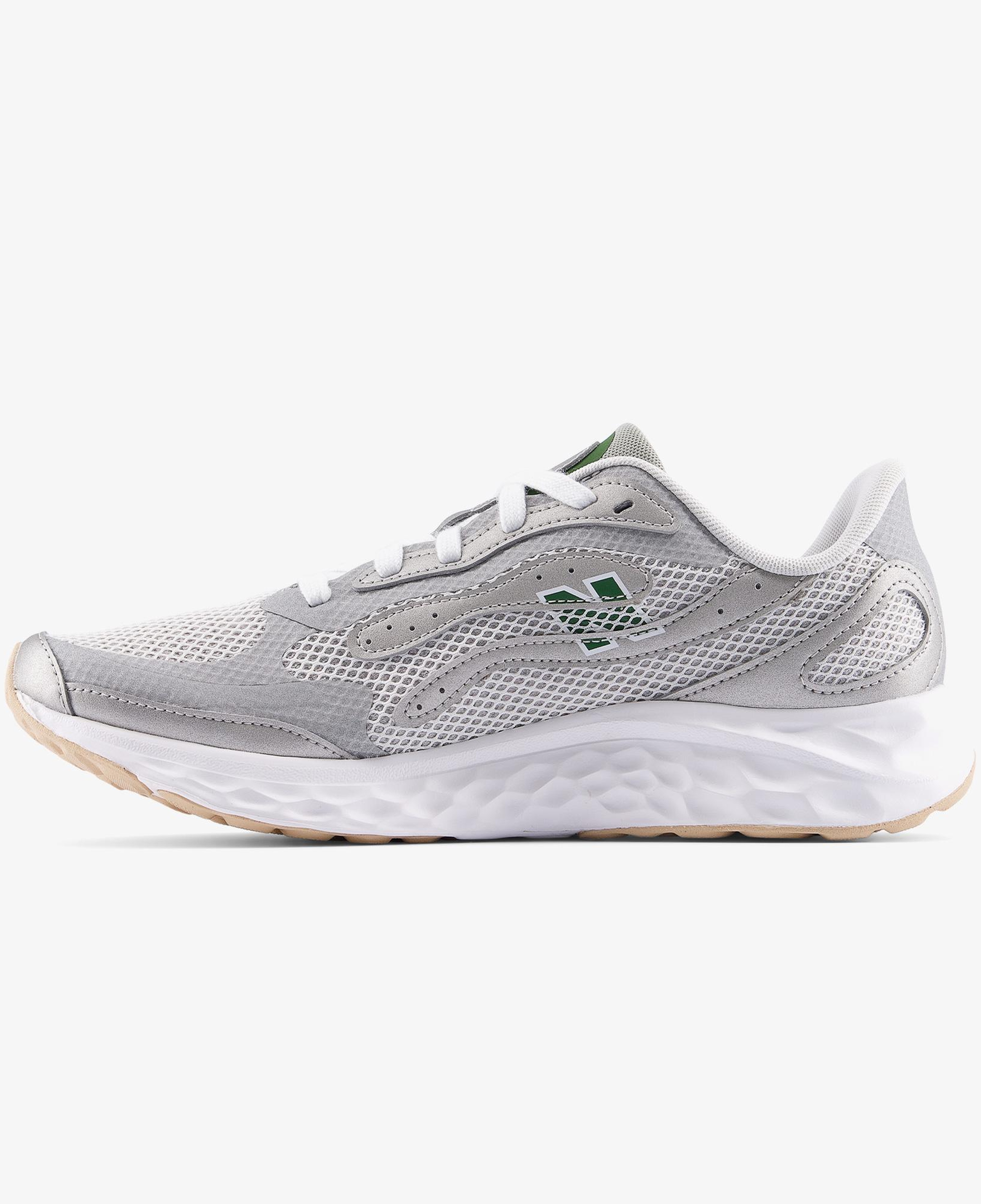 New Balance Arishi Erkek Gri Koşu Ayakkabısı