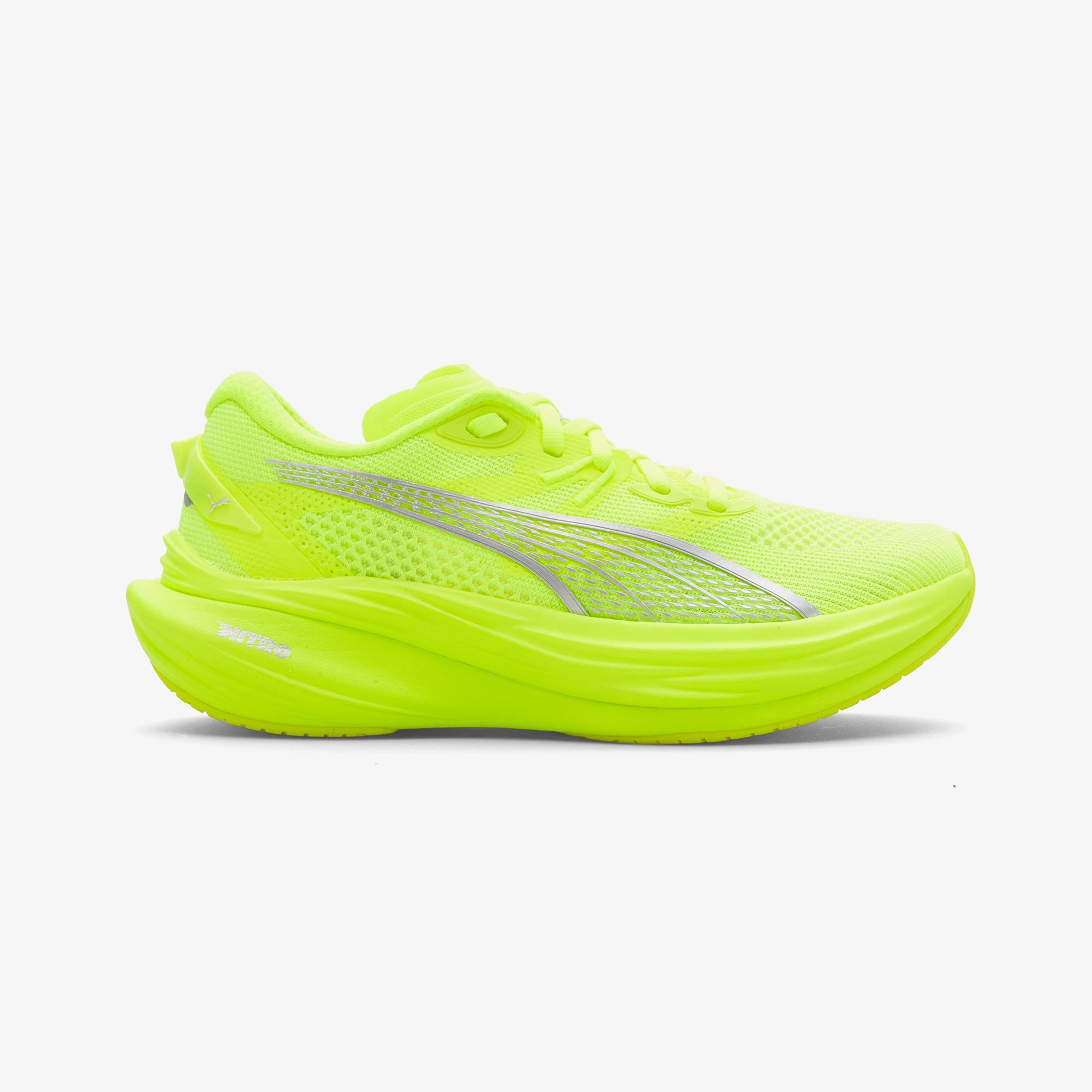 Puma Deviate Nitro 3 Kadın Gri Koşu Ayakkabısı