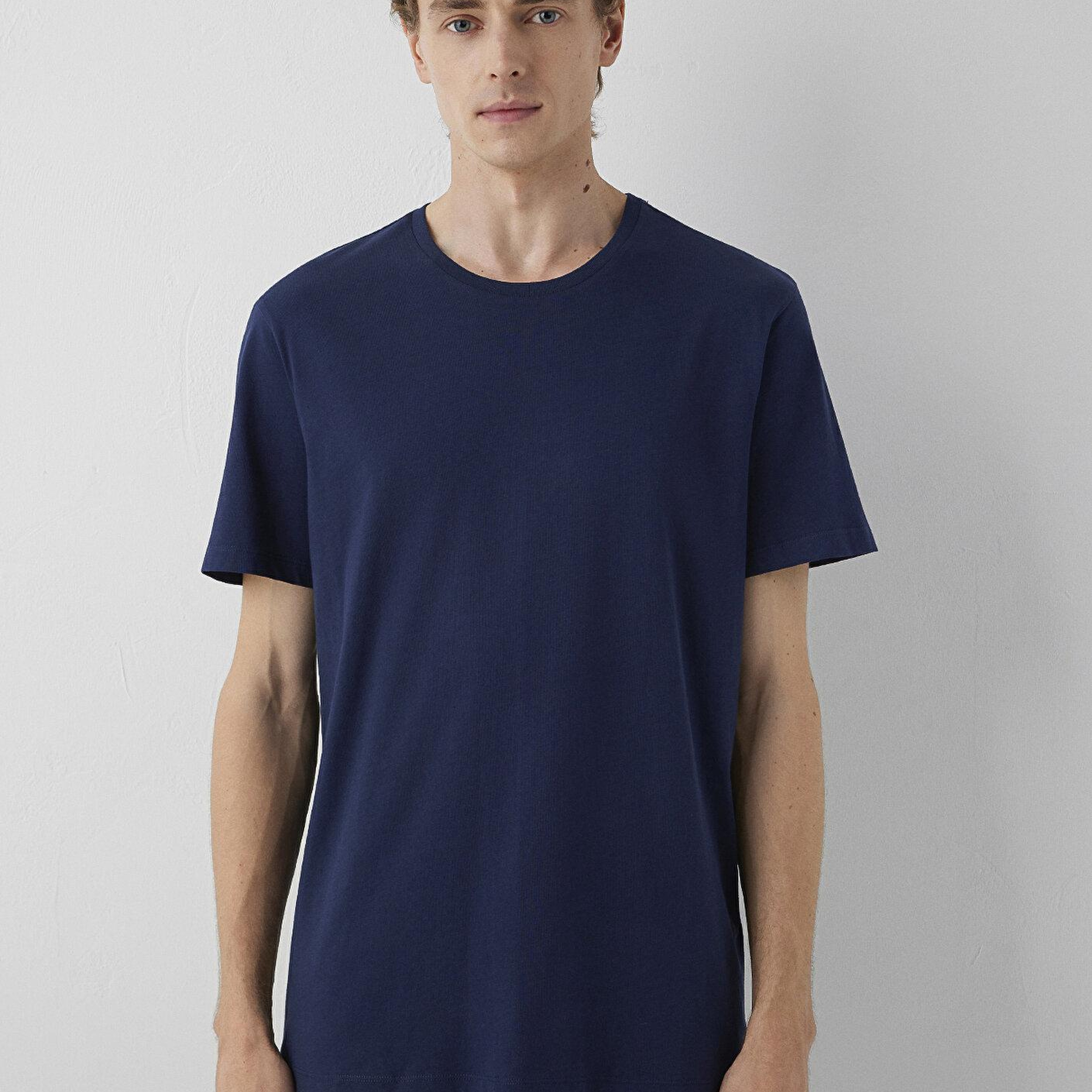Mavi Lacivert Basic Tişört Slim Fit / Dar Kesim 065574-70497