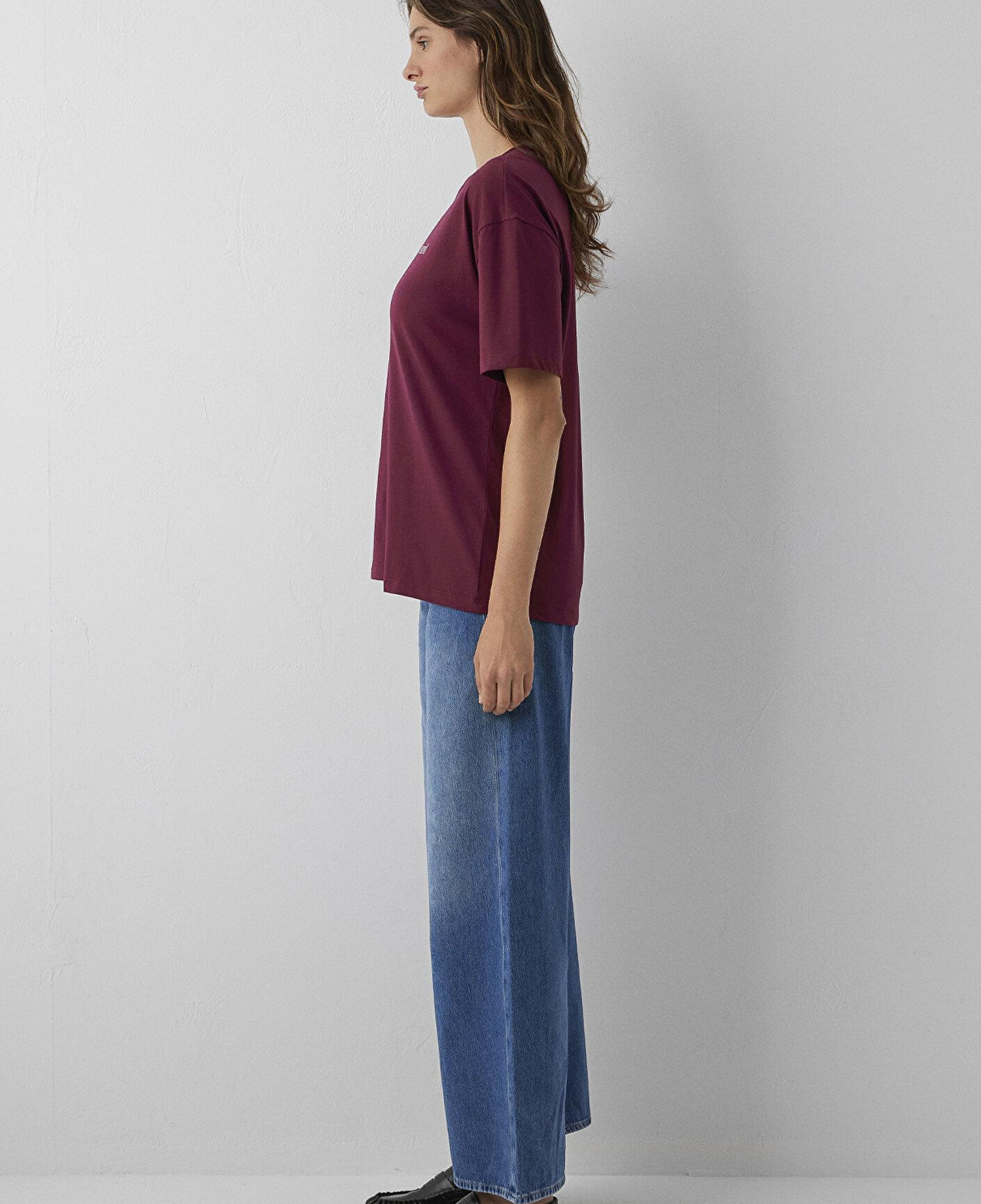Mavi Mavi Logo Baskılı Bordo Tişört Loose Fit / Bol Rahat Kesim 1611309-90705