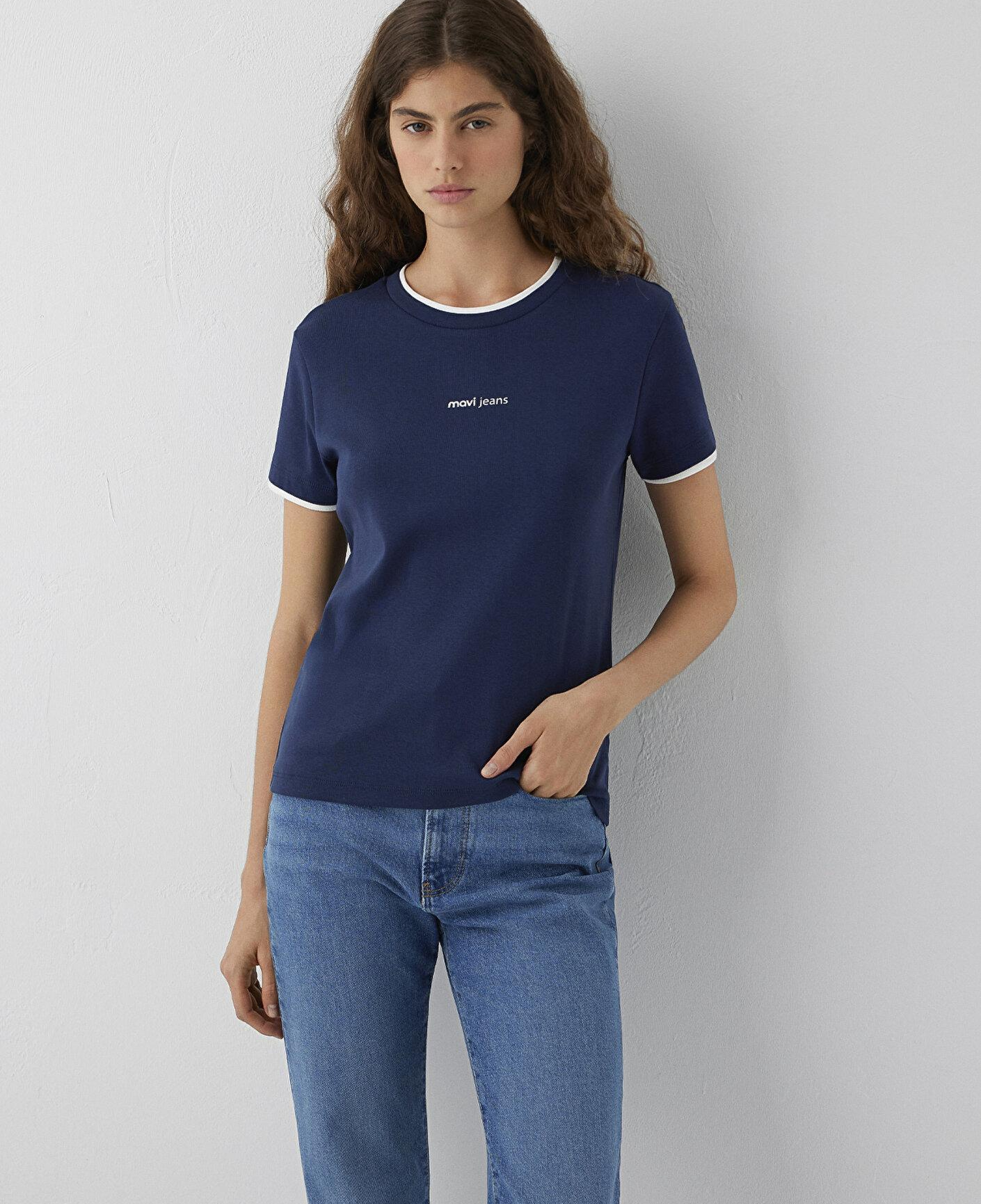 Mavi Mavi Logo Baskılı Lacivert Tişört Slim Fit / Dar Kesim 1614200-70488