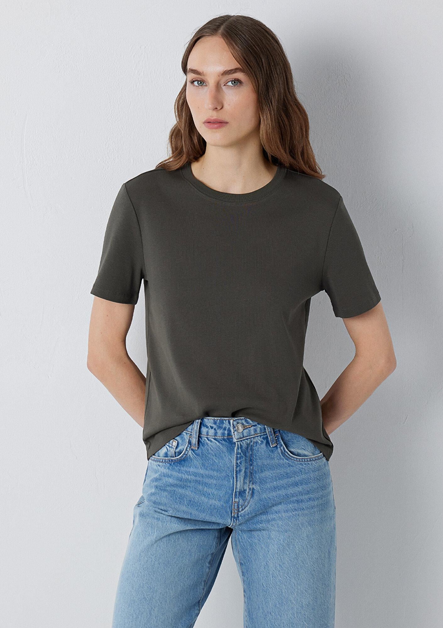 Mavi Haki Basic Tişört Semi Slim Fit / Yarı Dar Kesim 1612916-71553
