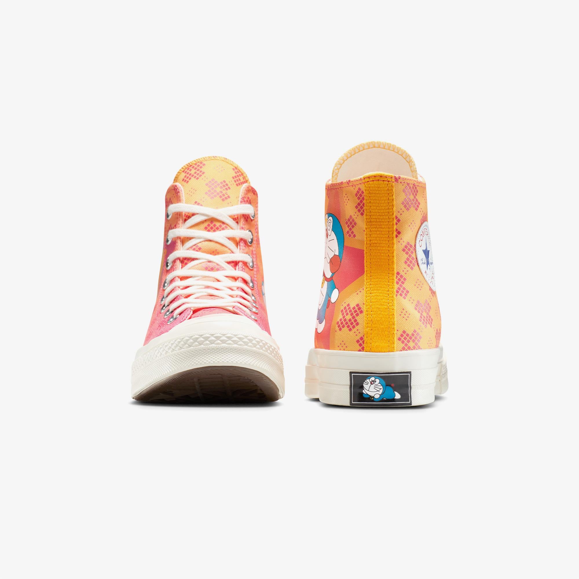 Converse x Doraemon Unisex Sarı Chuck 70 Sneaker