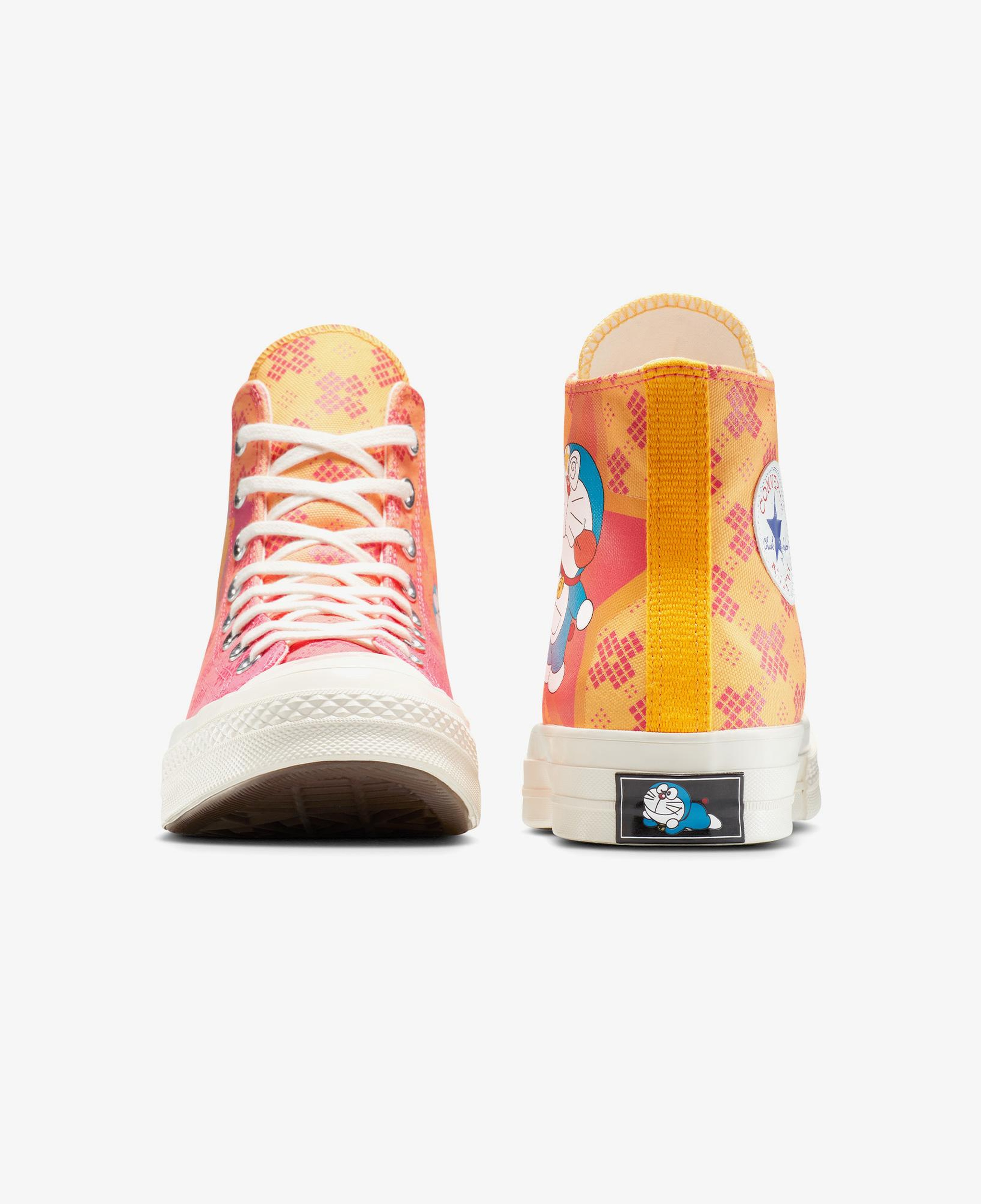 Converse x Doraemon Unisex Sarı Chuck 70 Sneaker