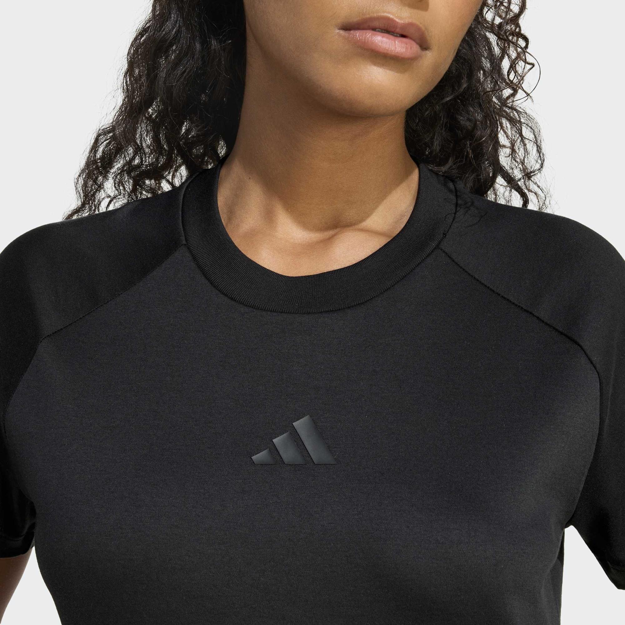 adidas Soft Lux Kadın Siyah Antrenman T-Shirt