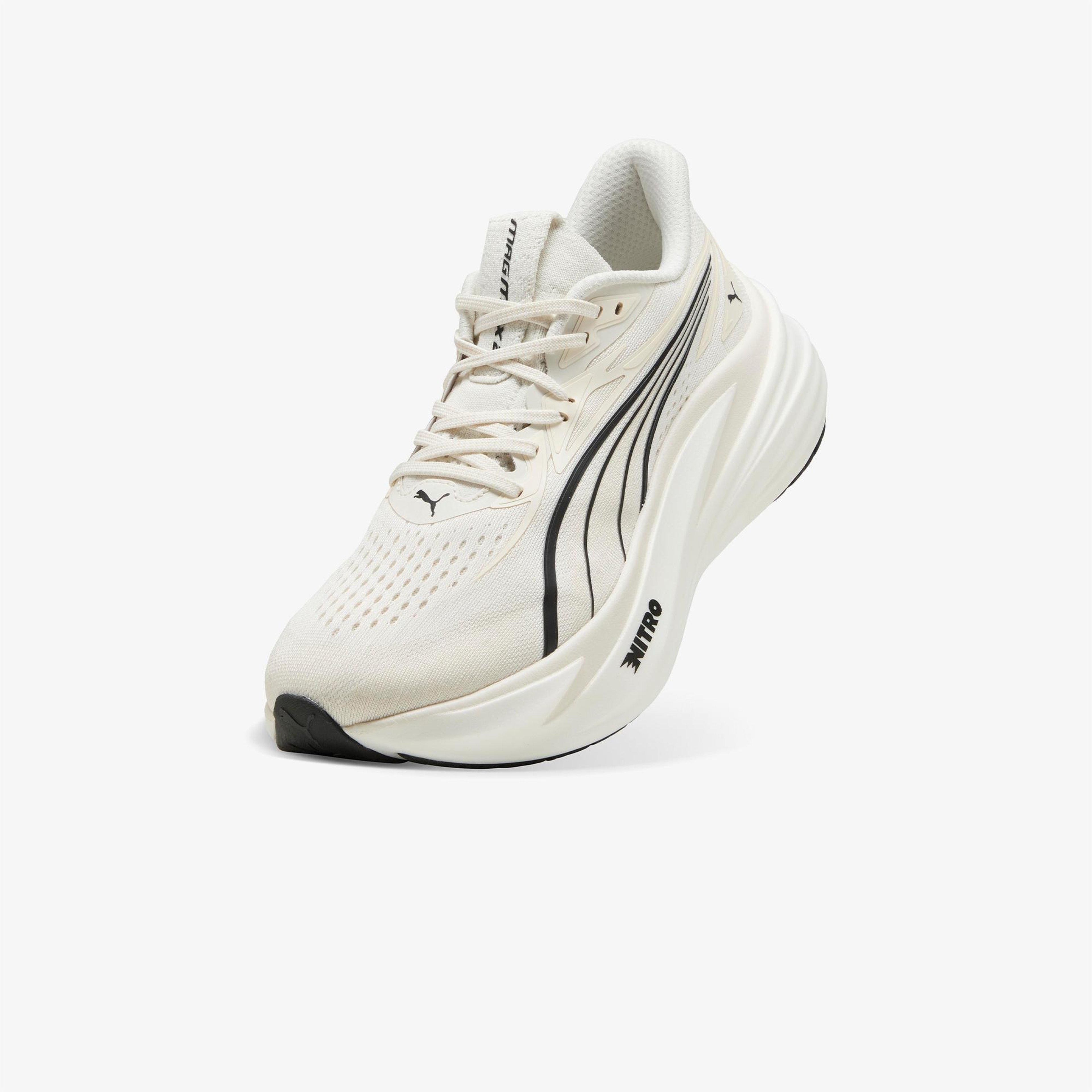 Puma Magmax Nitro 2 Erkek Beyaz Koşu Ayakkabısı