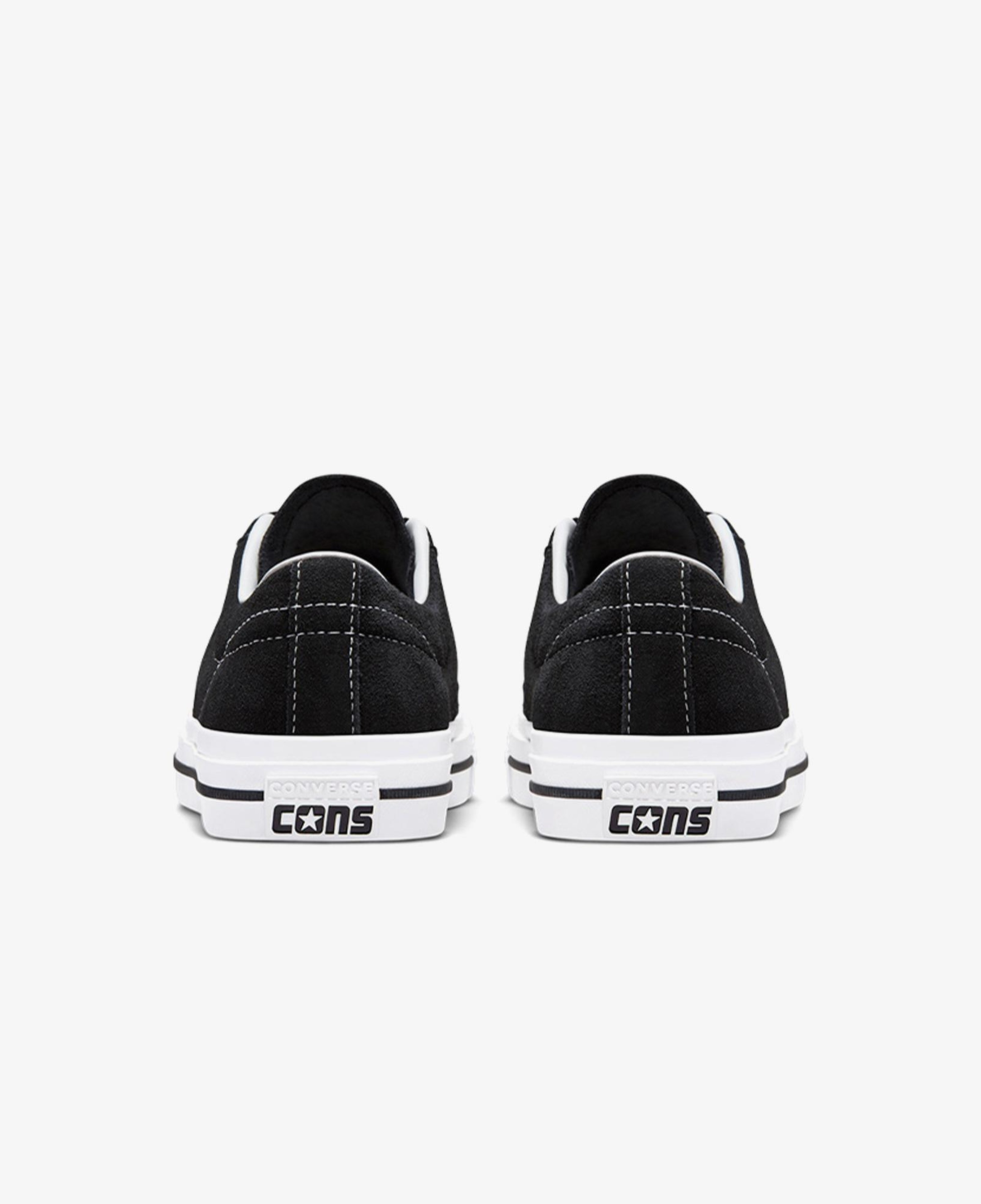 Converse Cons One Star Pro Unisex Siyah Süet Sneaker