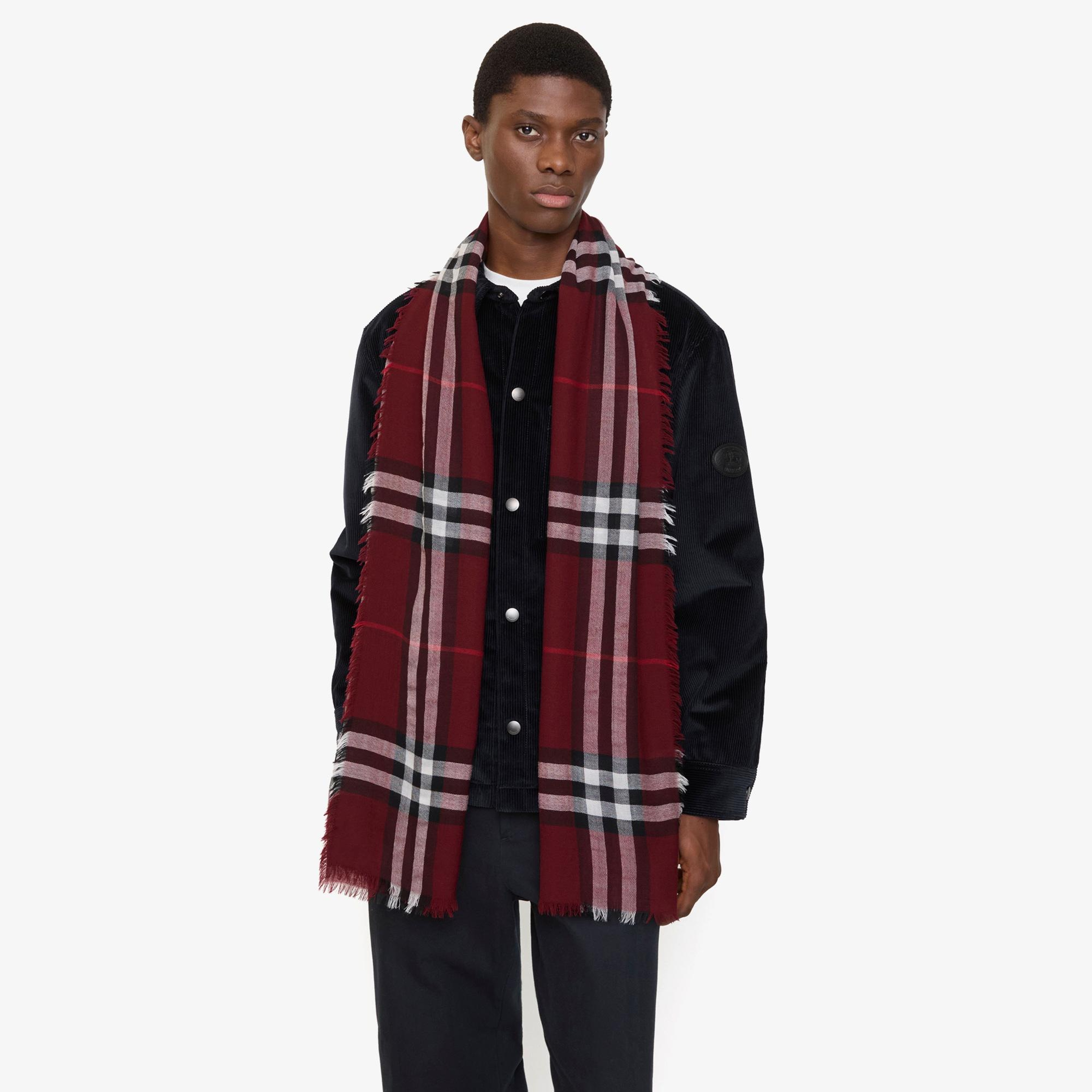 Burberry Wide Check Wool Kadın Kırmızı Atkı