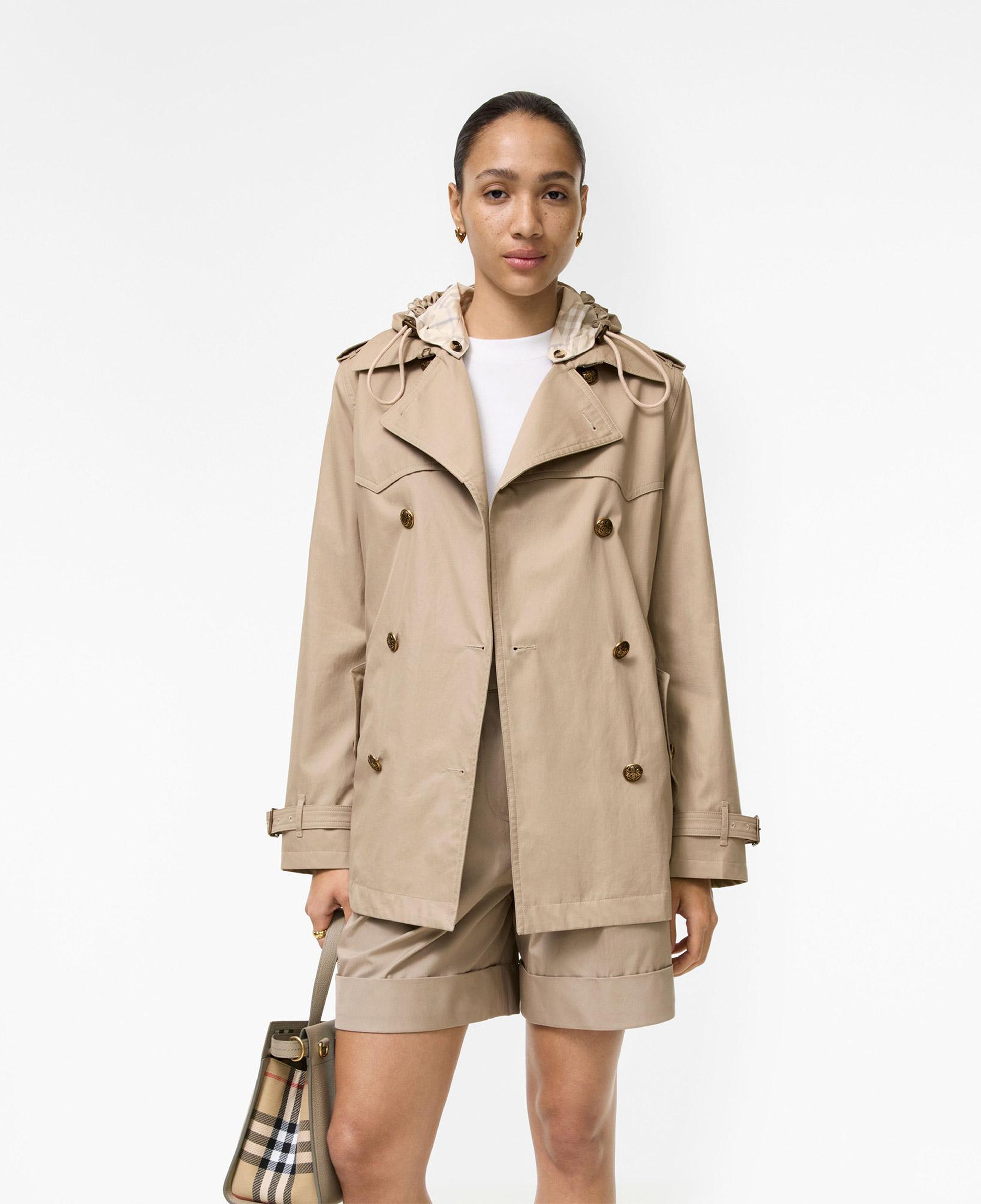 Burberry Foxfield Kadın Bej Pardesü