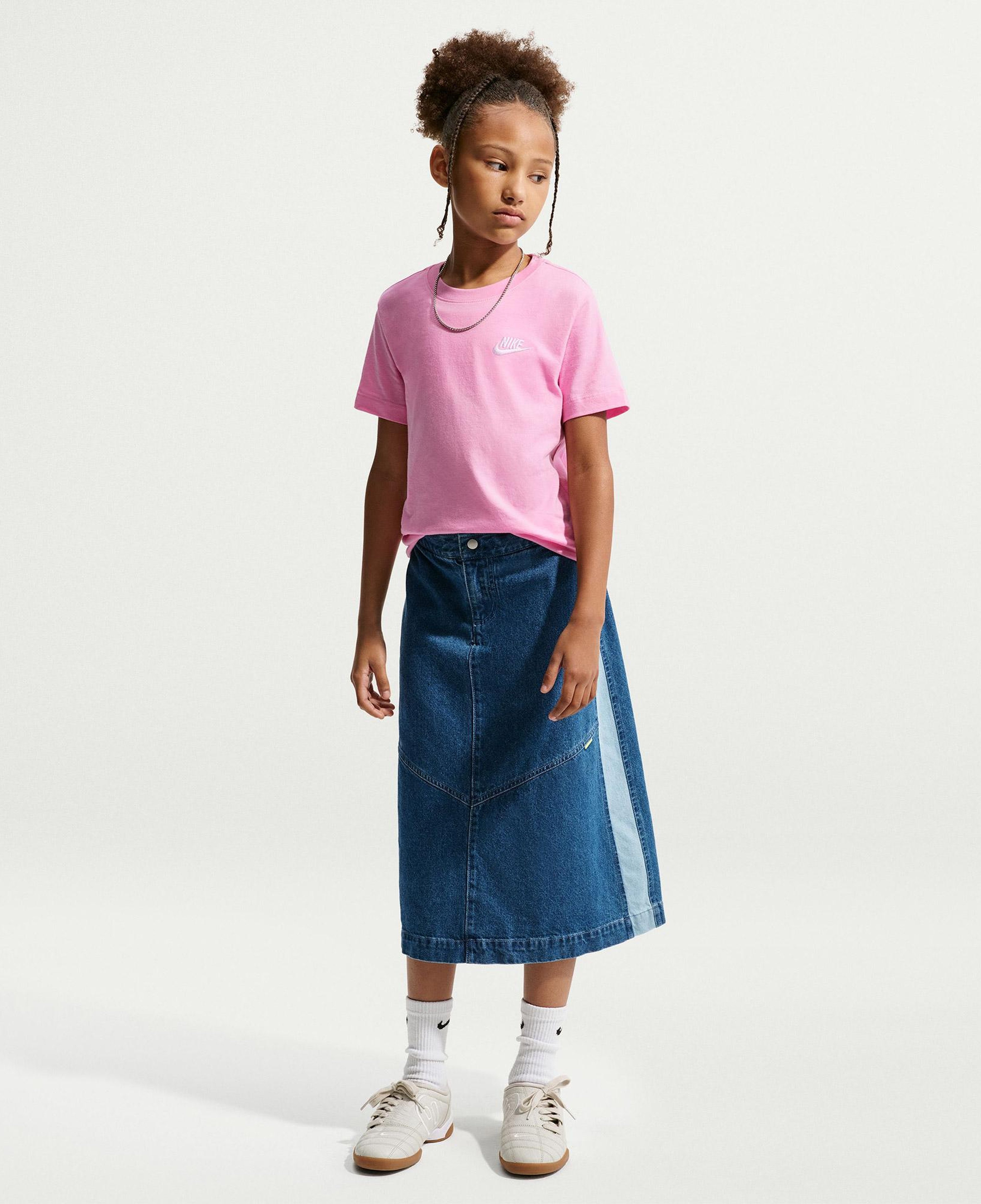 Nike Sportswear Futura Genç Çocuk Pembe T-Shirt