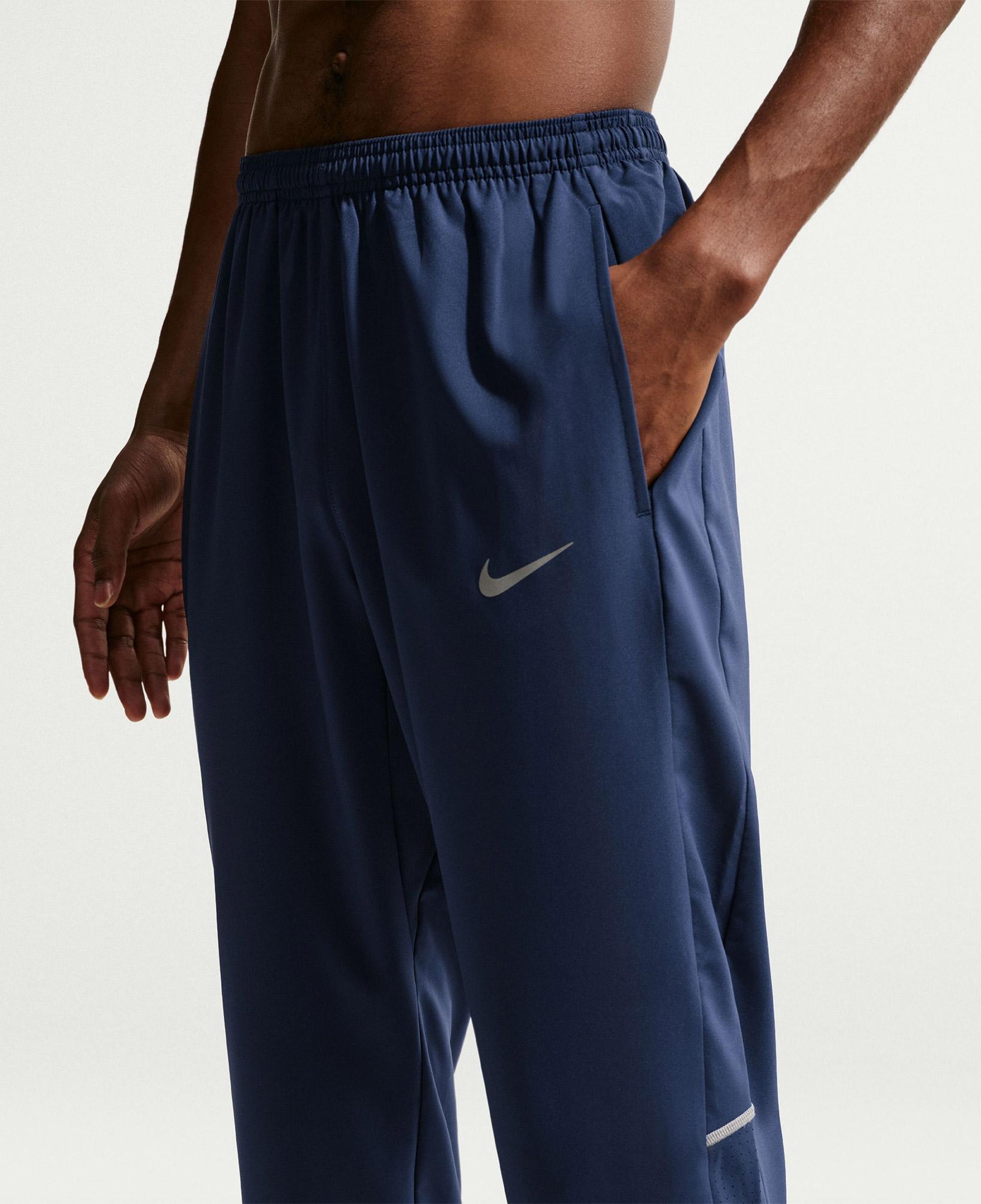 Nike Dri-Fit Miler Woven Erkek Lacivert Eşofman Altı
