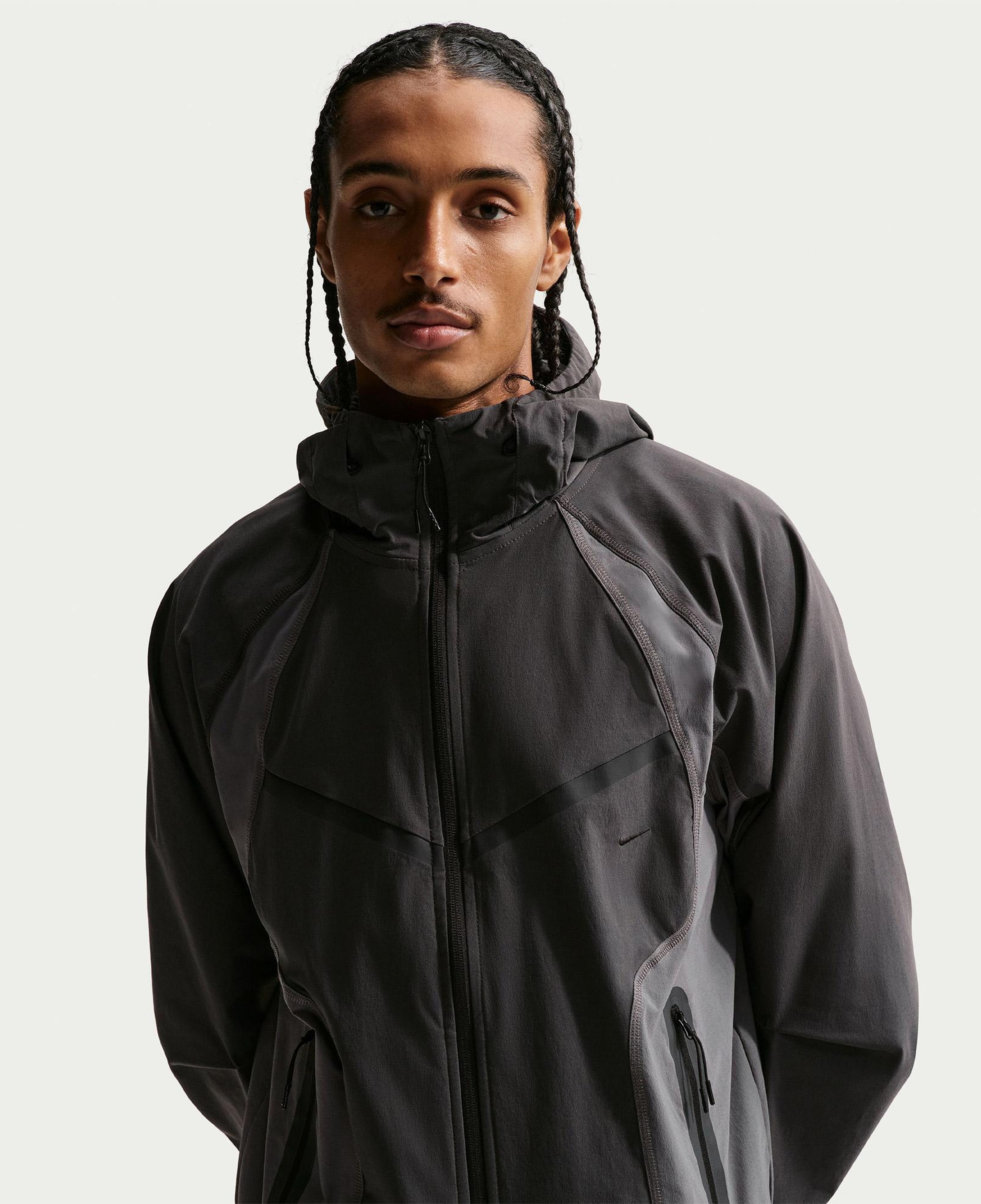 Nike Dri-Fit Tech Woven Erkek Siyah Ceket