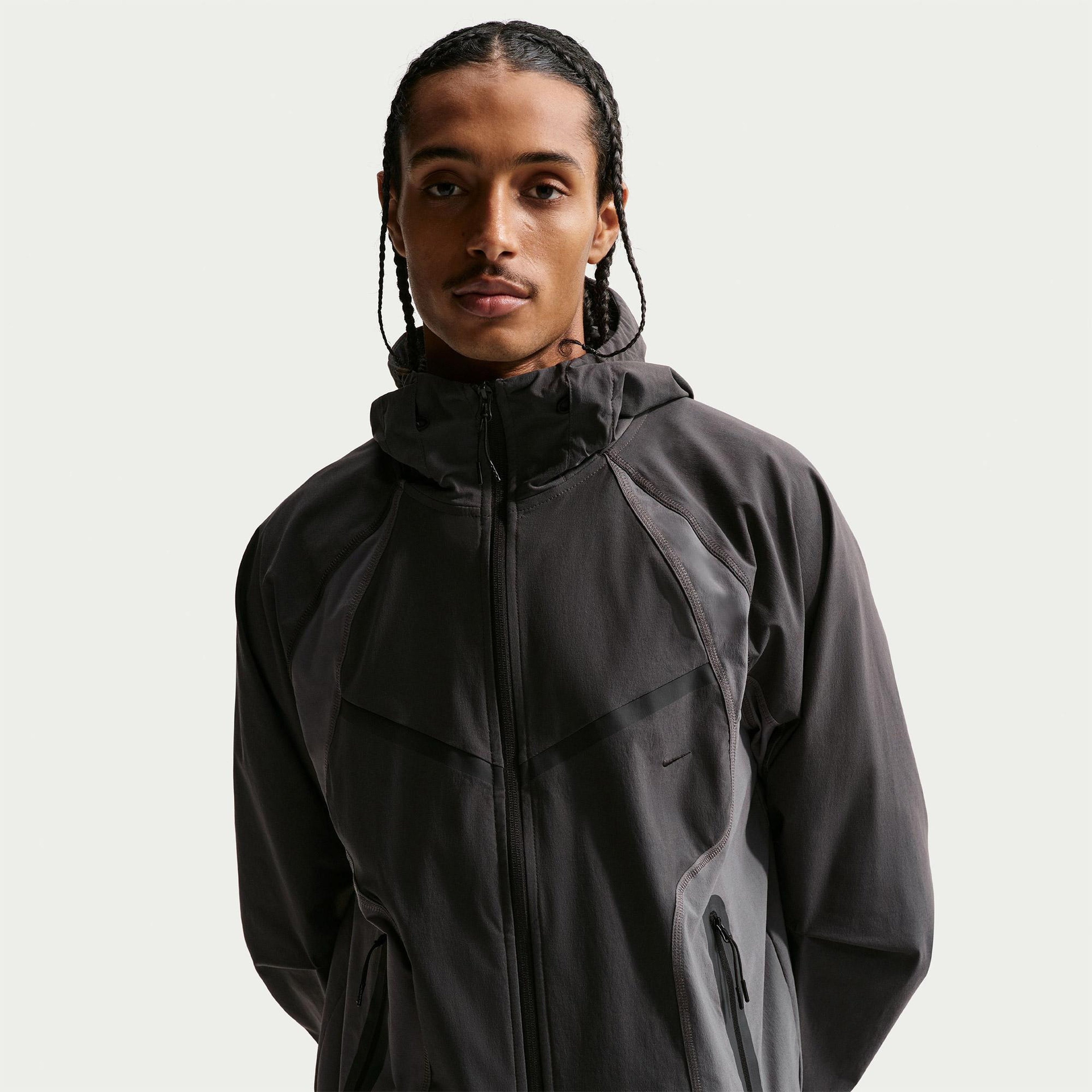 Nike Dri-Fit Tech Woven Erkek Siyah Ceket