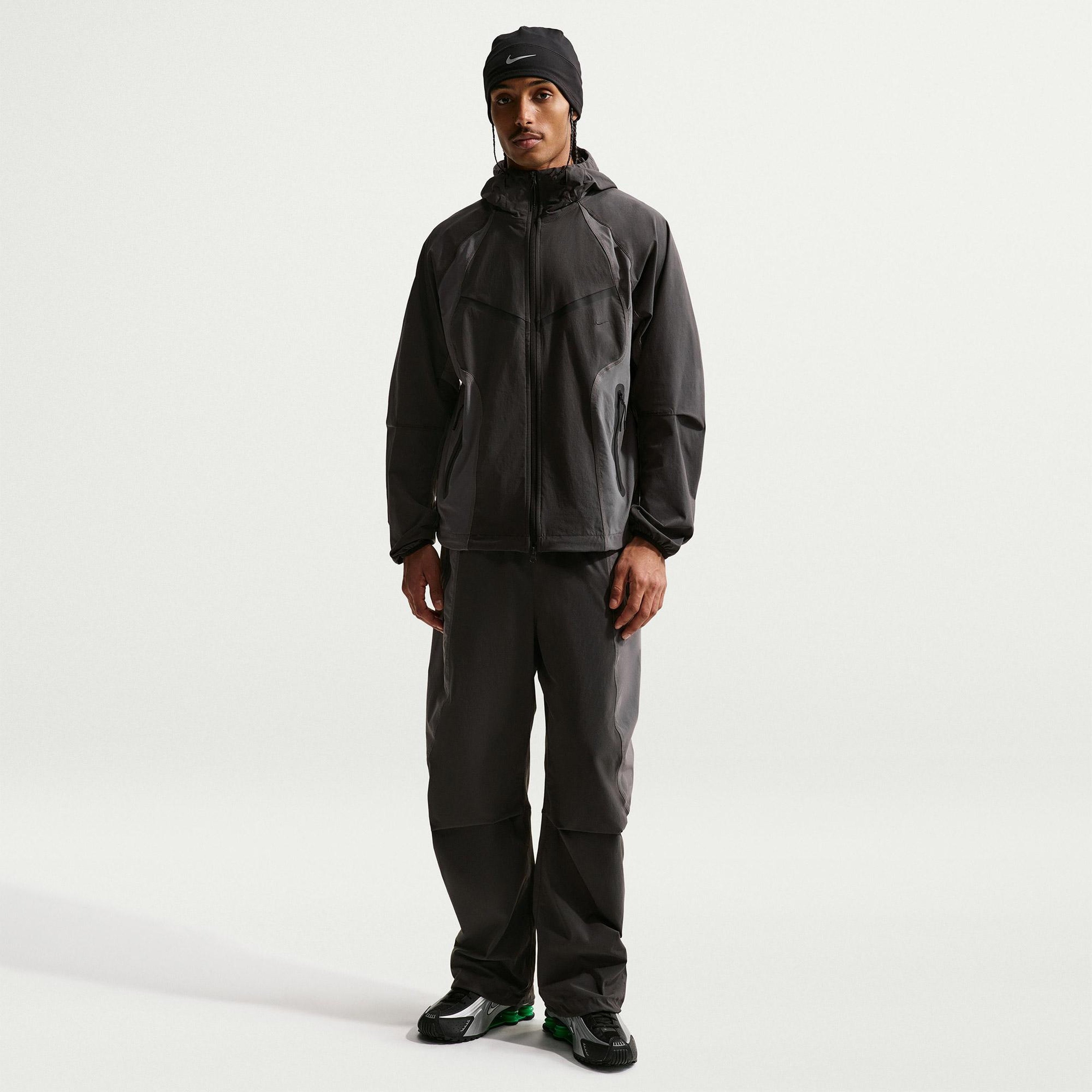 Nike Dri-Fit Tech Woven Erkek Siyah Ceket
