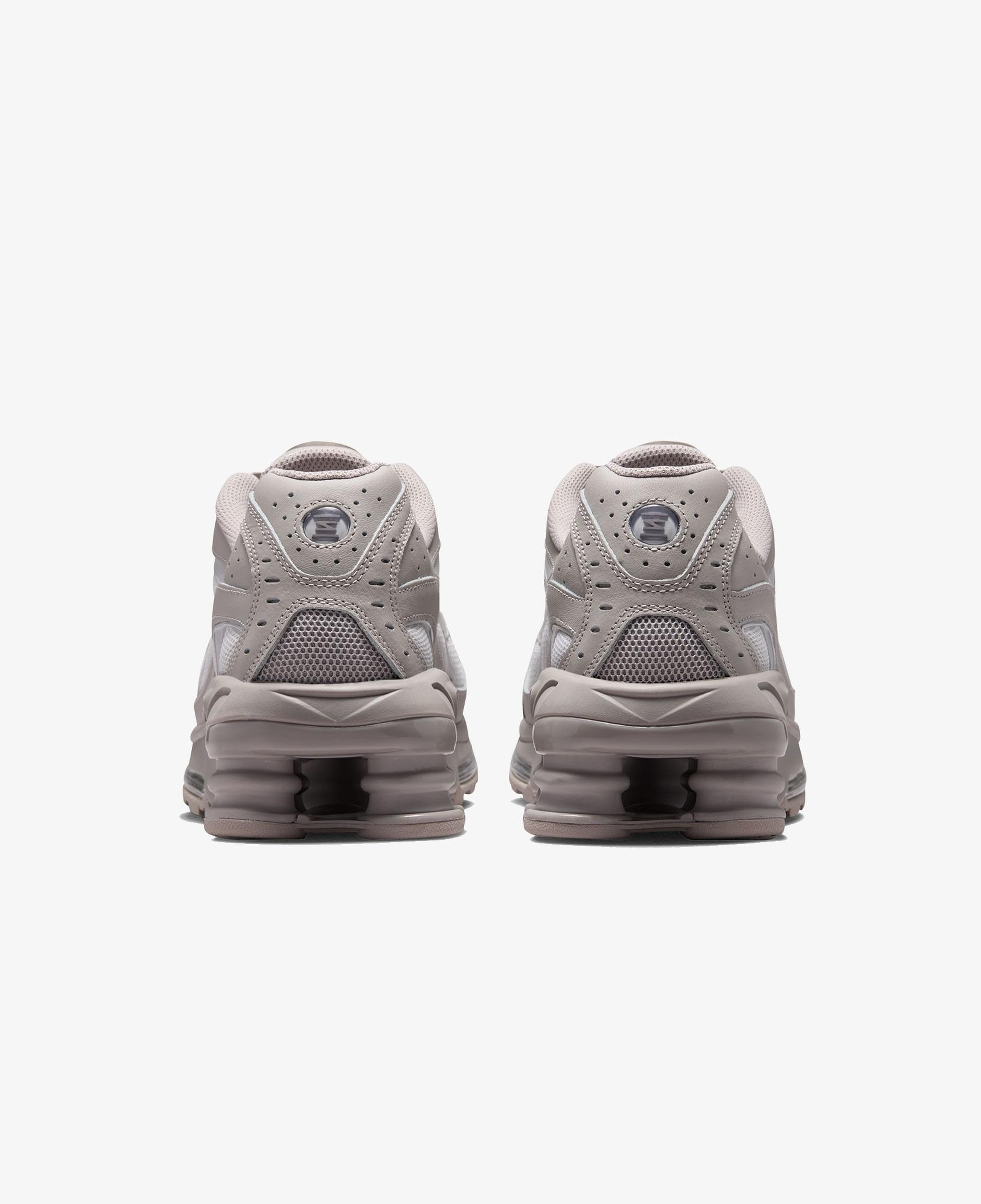 Nike Shox Ride 2 Erkek Bej Spor Ayakkabı