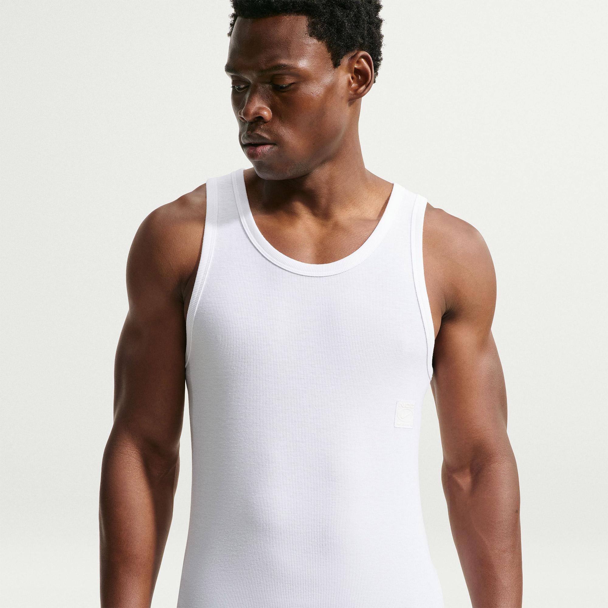 Nike Dri-Fit N.A.C. Erkek Beyaz Kolsuz T-Shirt