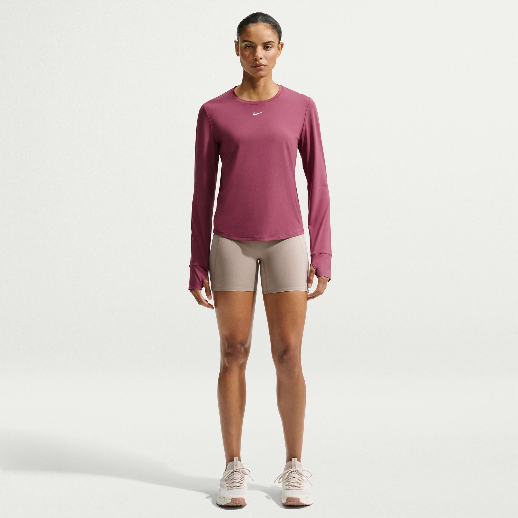 Nike One Classic Dri-Fit Kadın Pembe Sweatshirt