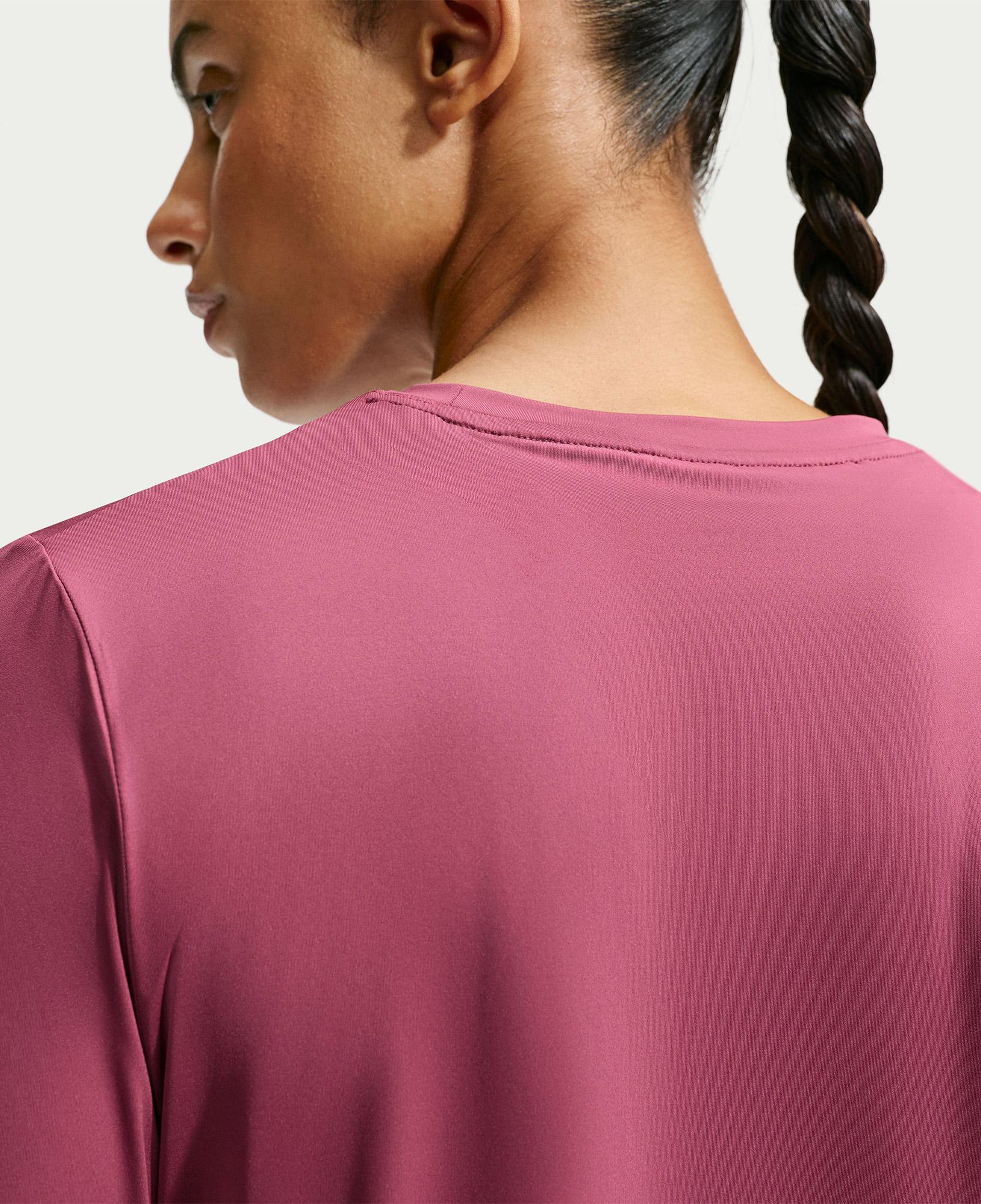 Nike One Classic Dri-Fit Kadın Pembe Sweatshirt