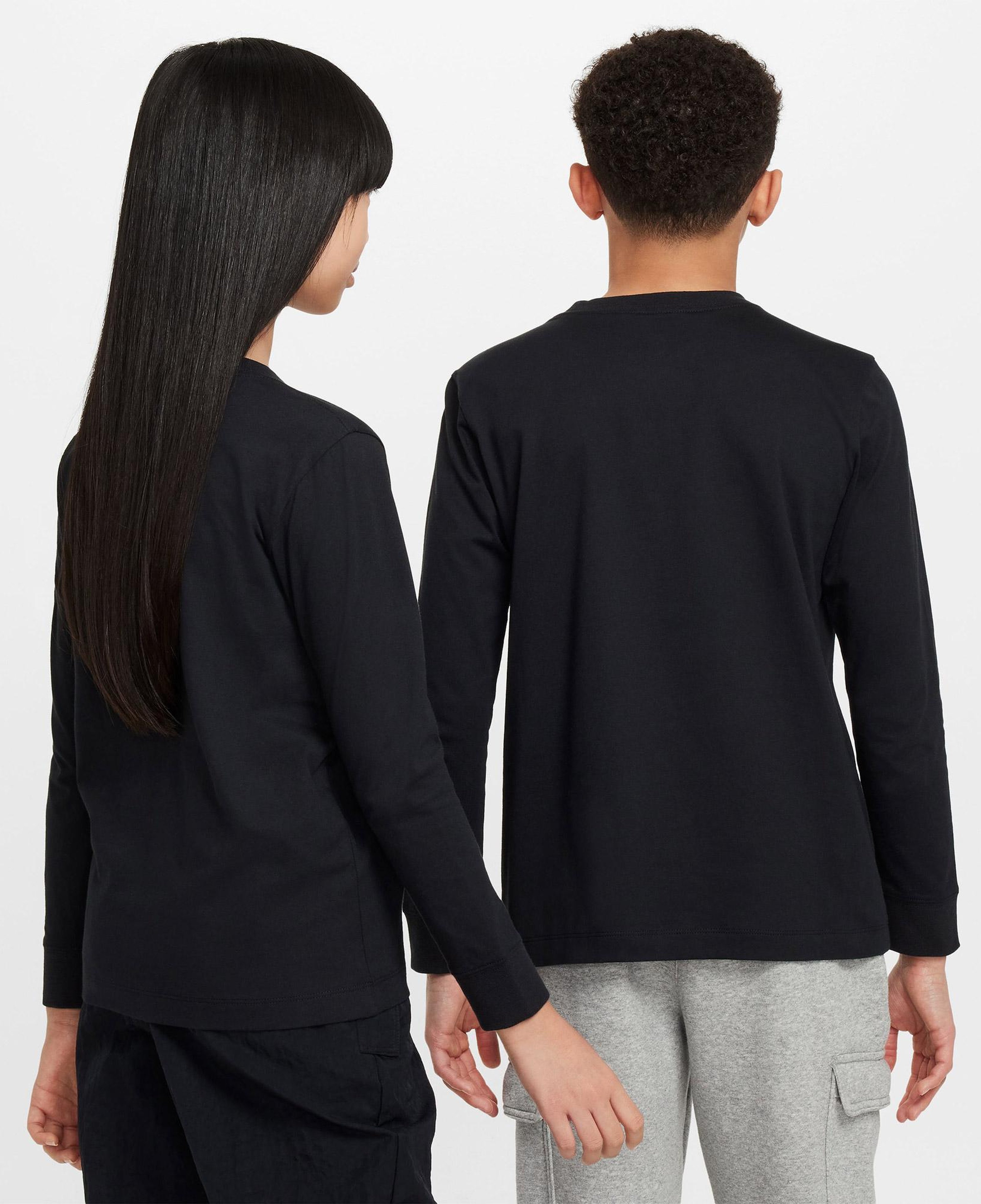 Nike Sportswear Futura Genç Çocuk Siyah Uzun Kollu T-Shirt