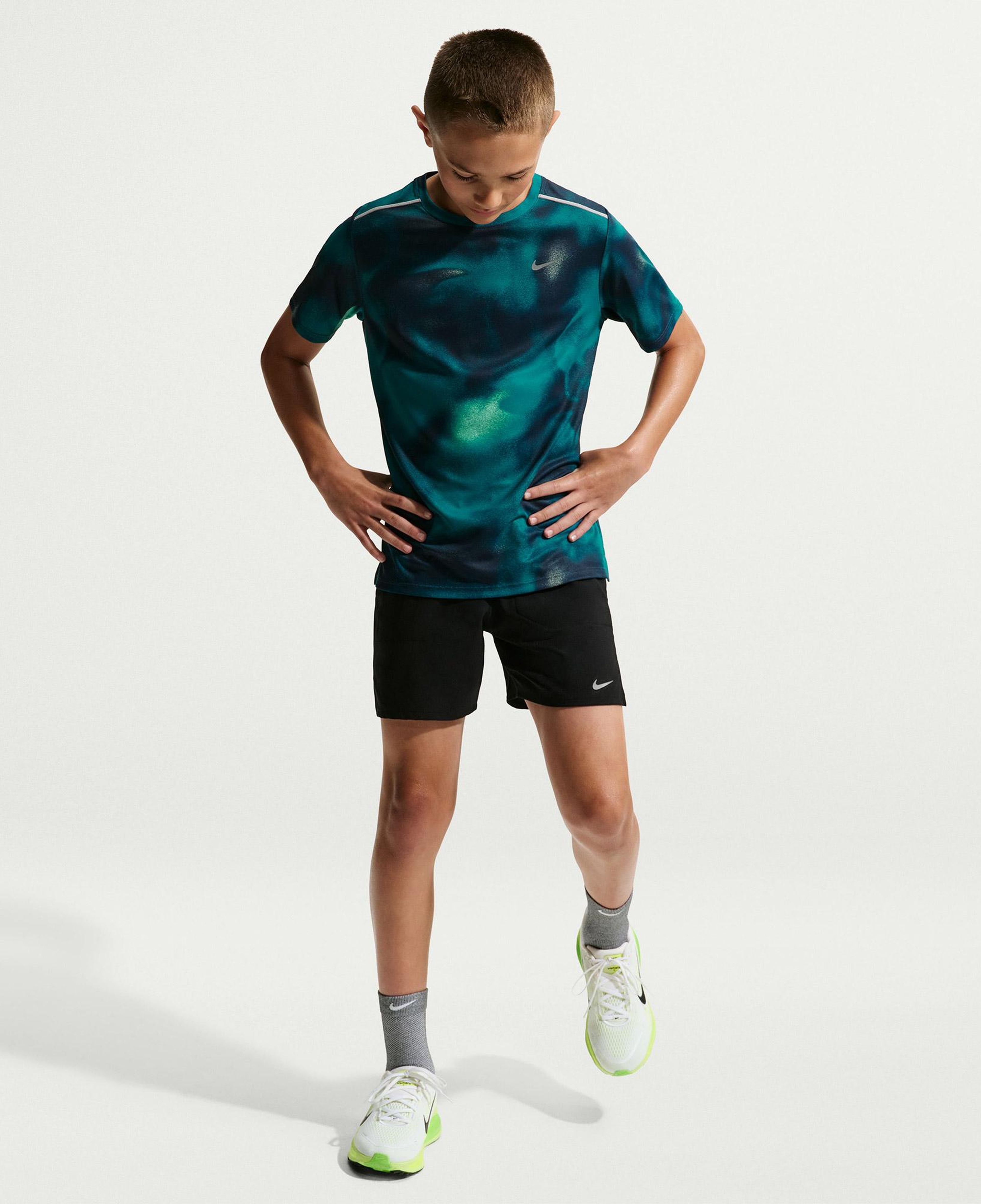 Nike Dri-Fit Miler Genç Çocuk Yeşil T-Shirt