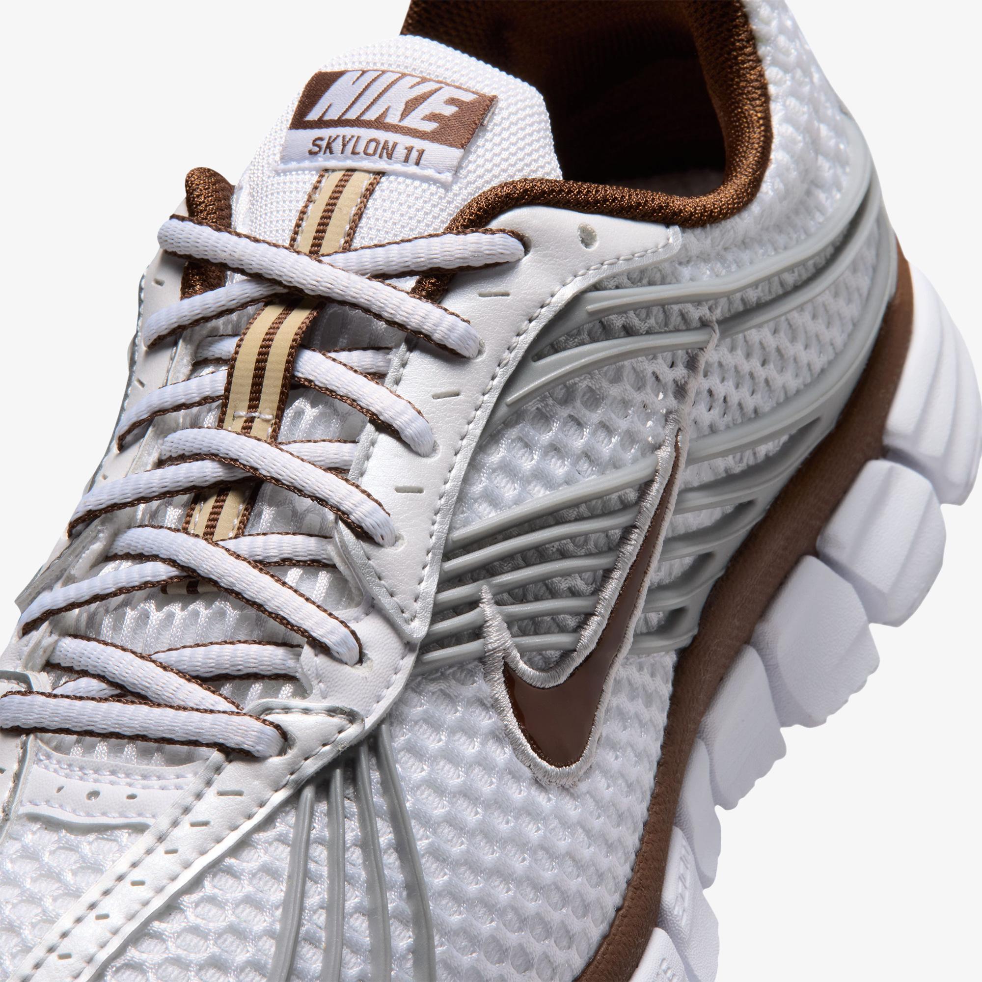 Nike Zoom Skylon 11 Kadın Gri Spor Ayakkabı