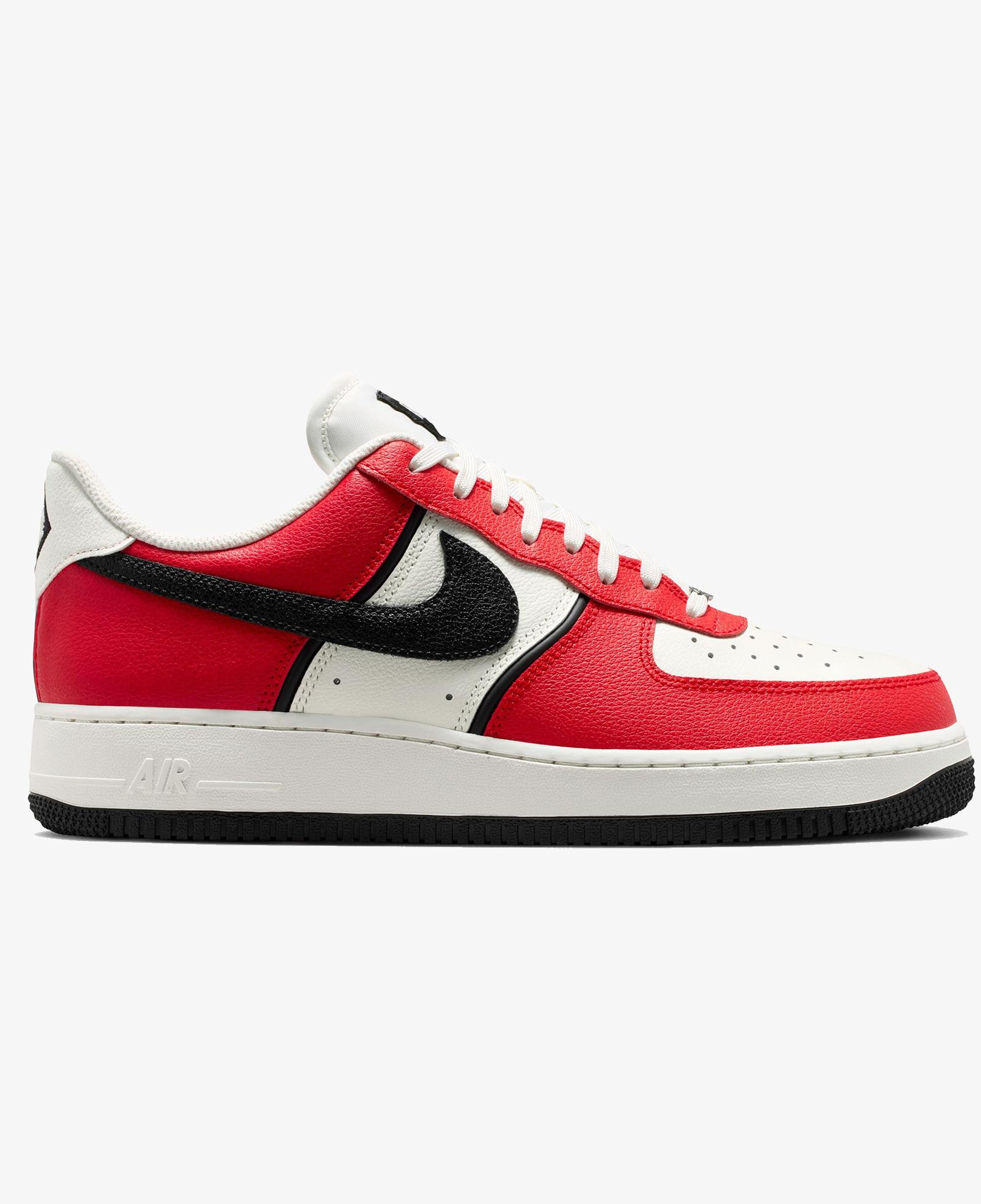 Nike Air Force 1 '07 LV8 Erkek Kırmızı Spor Ayakkabı