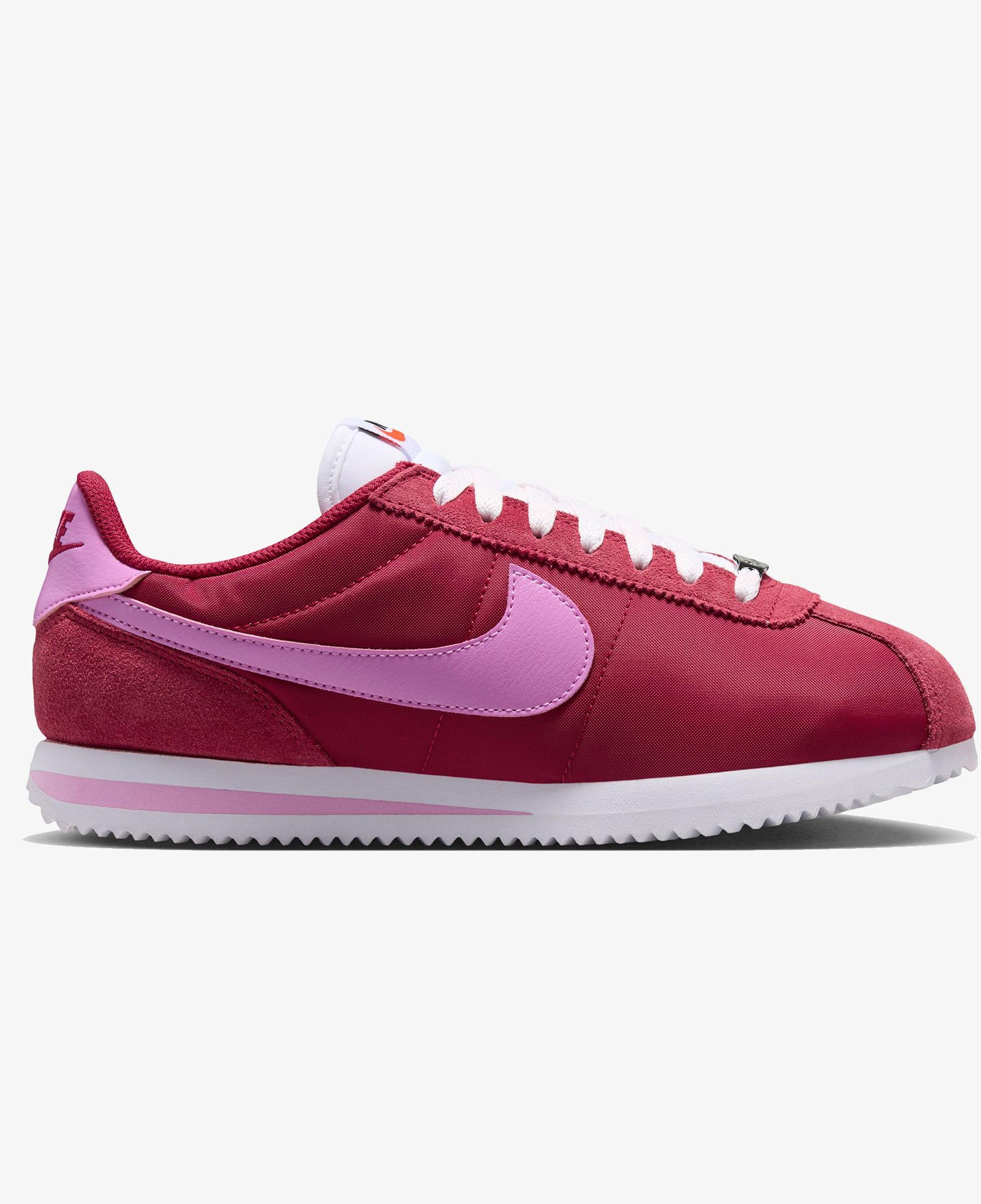 Nike Cortez Kadın Kırmızı Spor Ayakkabı