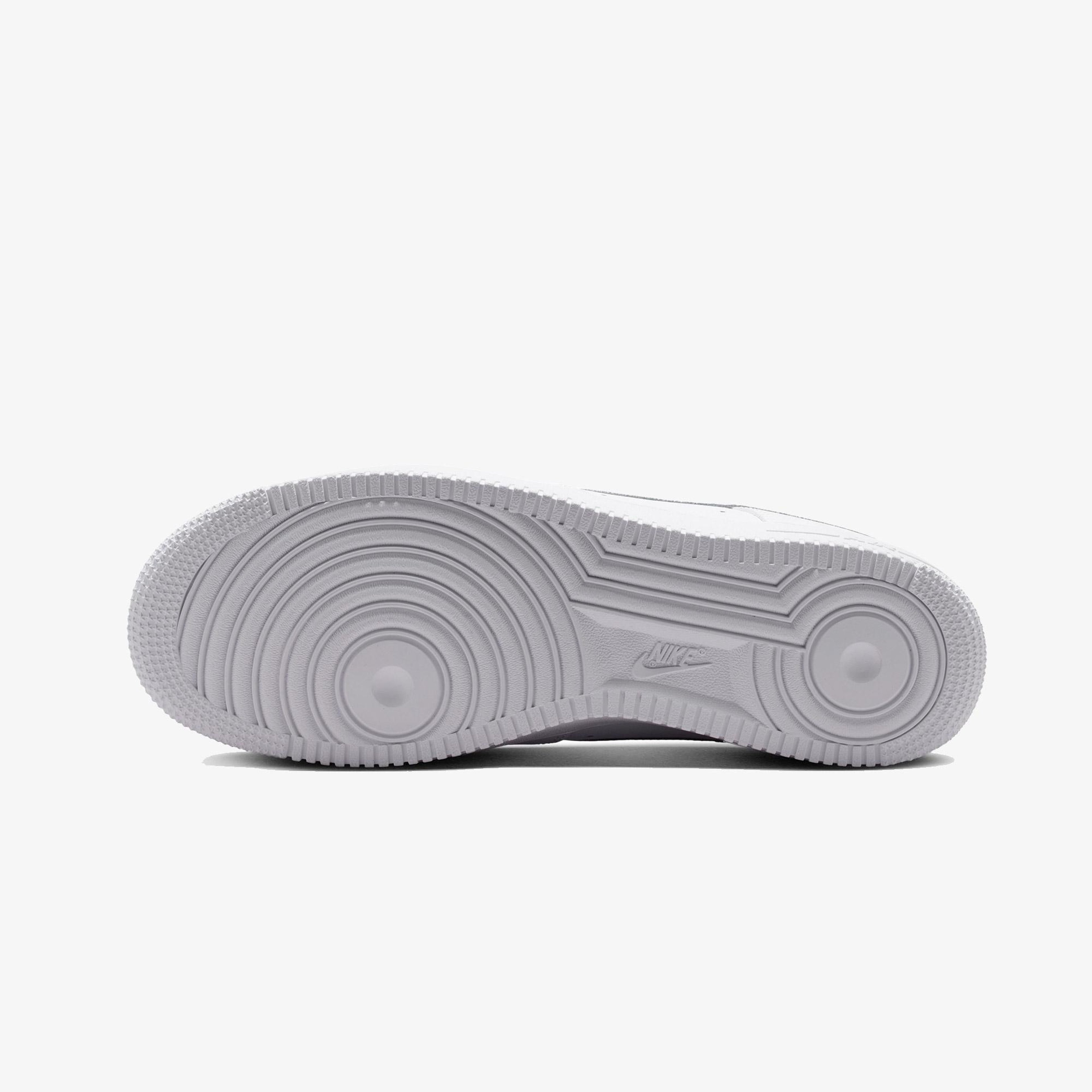 Nike Air Force 1 '07 Erkek Beyaz Spor Ayakkabı