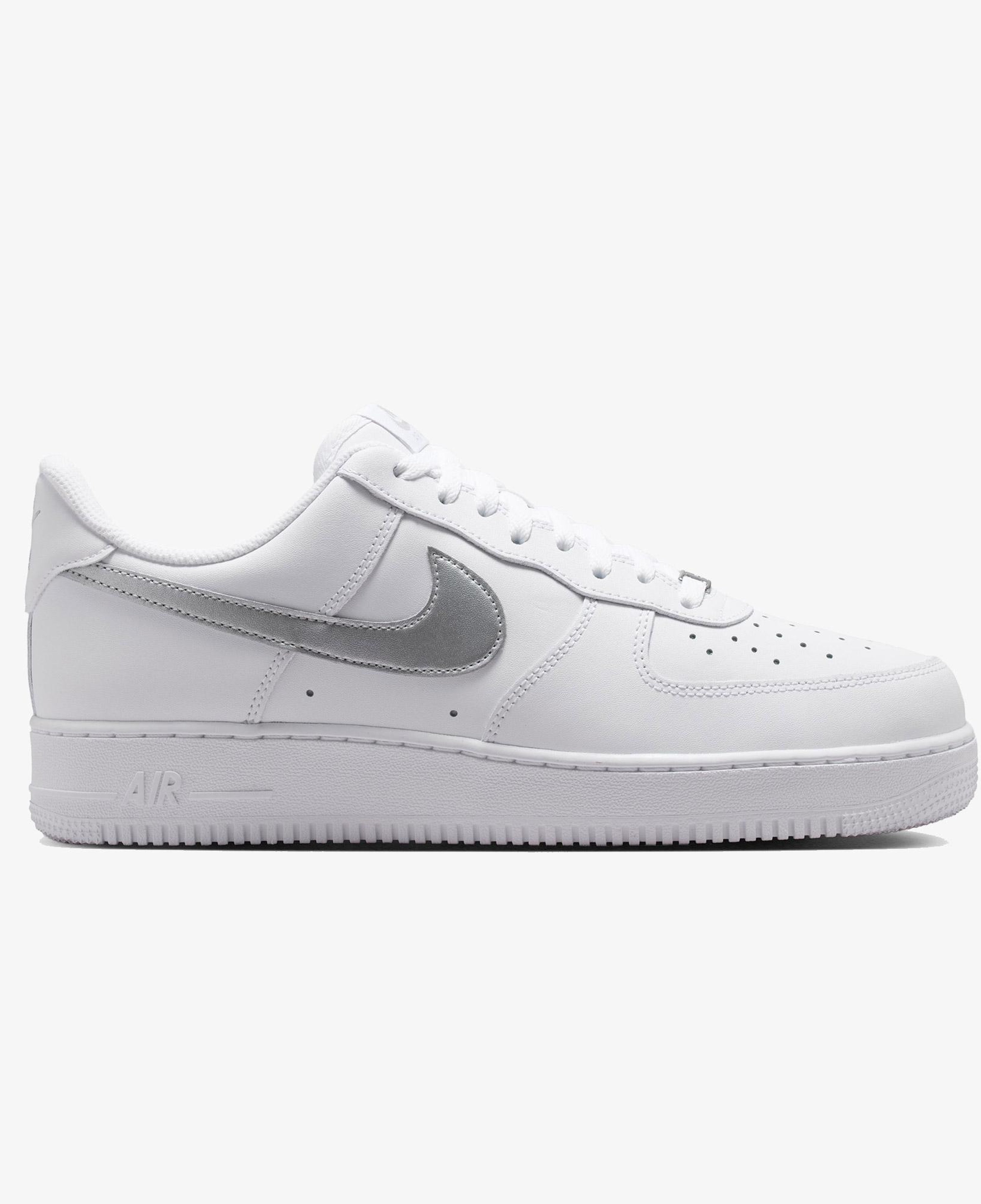 Nike Air Force 1 '07 Erkek Beyaz Spor Ayakkabı